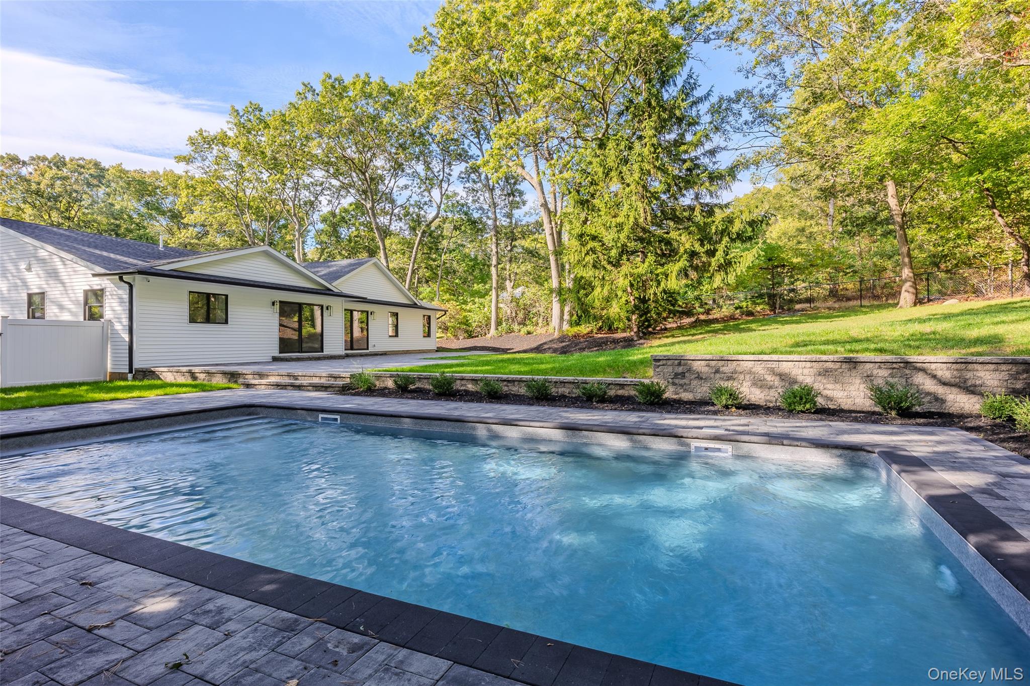 29 Seward Drive, Dix Hills, NY 11746