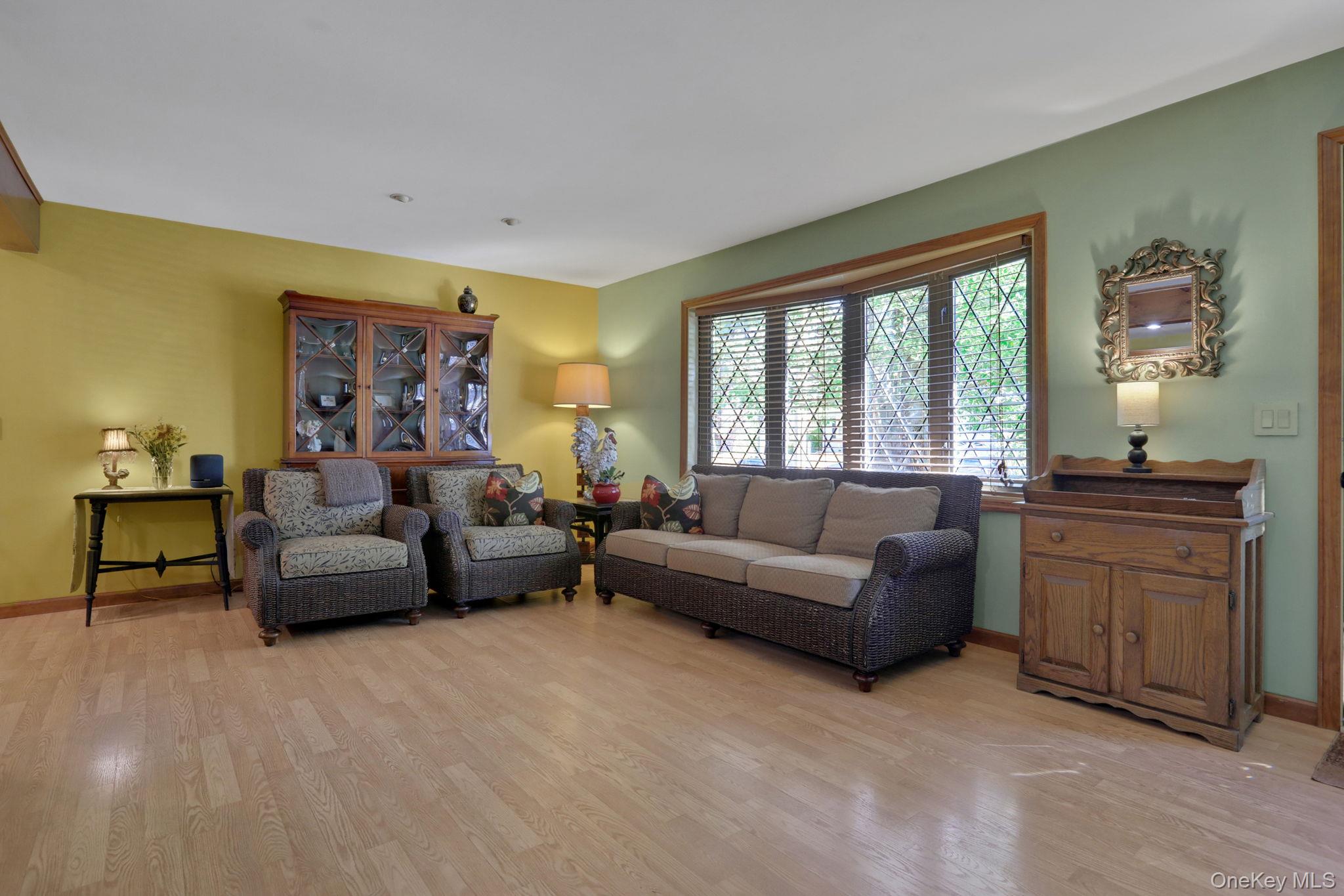 10 Benton Road, Poughkeepsie, NY 12603