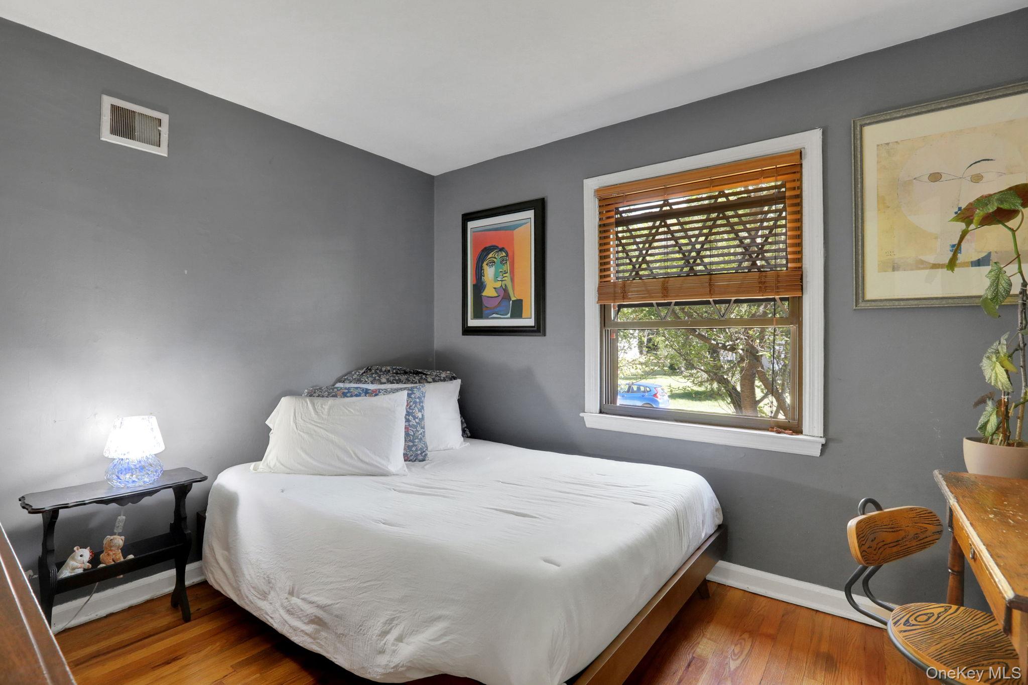 10 Benton Road, Poughkeepsie, NY 12603