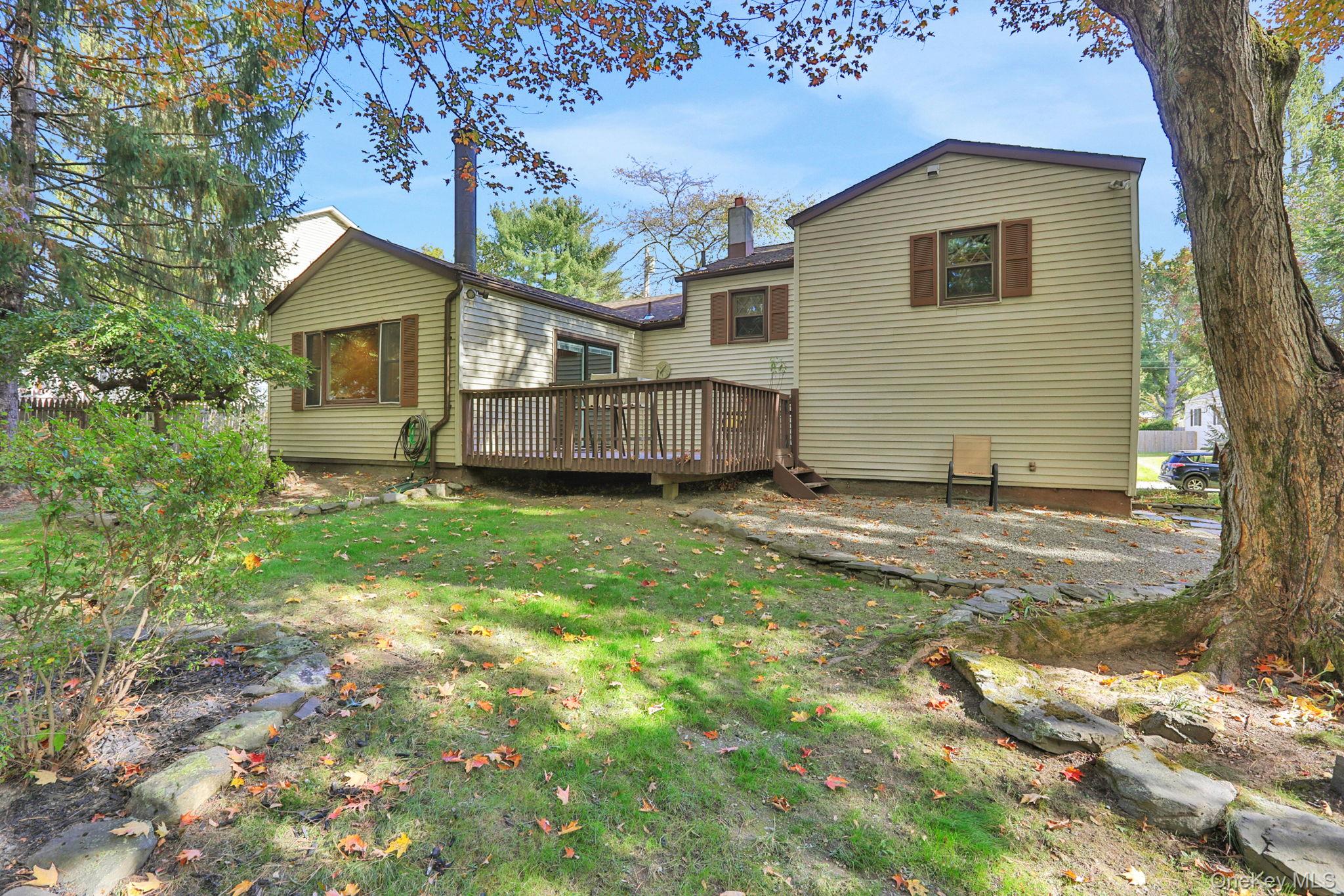 10 Benton Road, Poughkeepsie, NY 12603