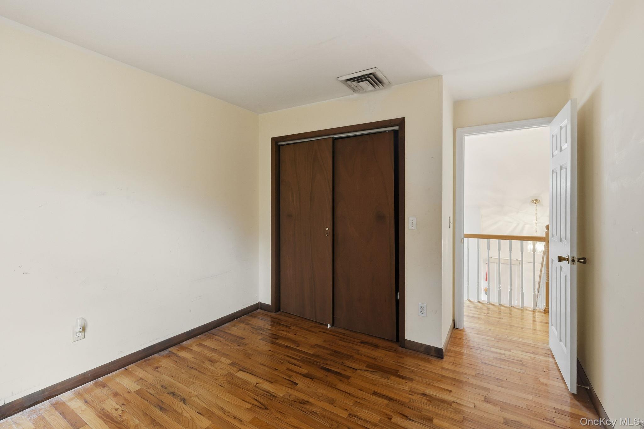 120 South Road, Holmes, NY 12531