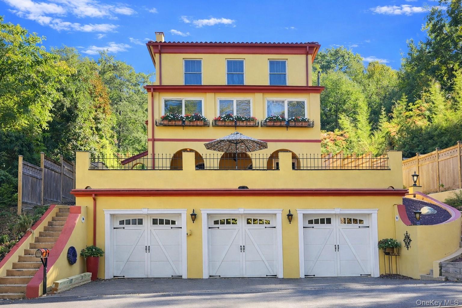 126 Cove Road, Oyster Bay Cove, NY 11771