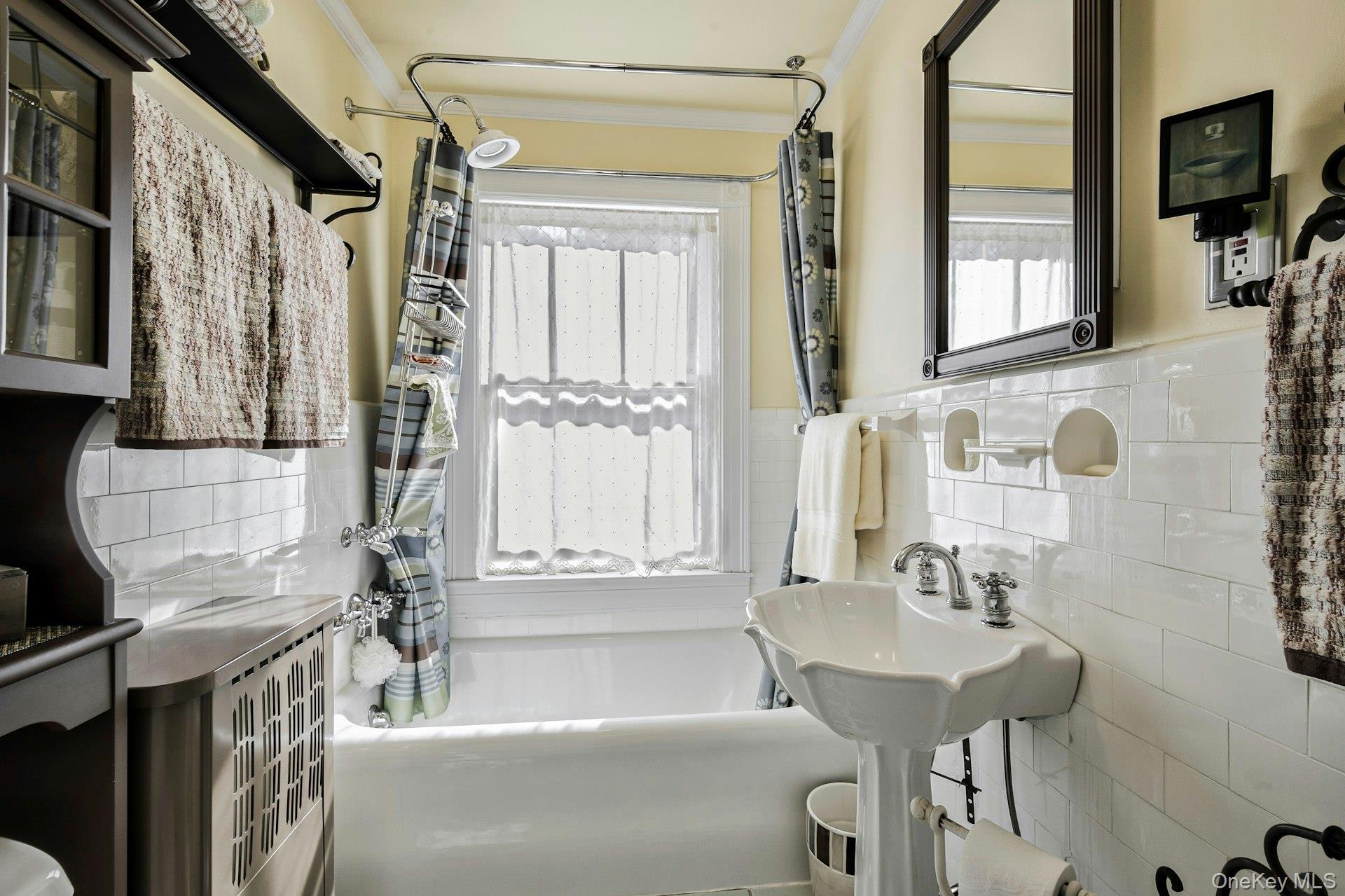 126 Cove Road, Oyster Bay Cove, NY 11771