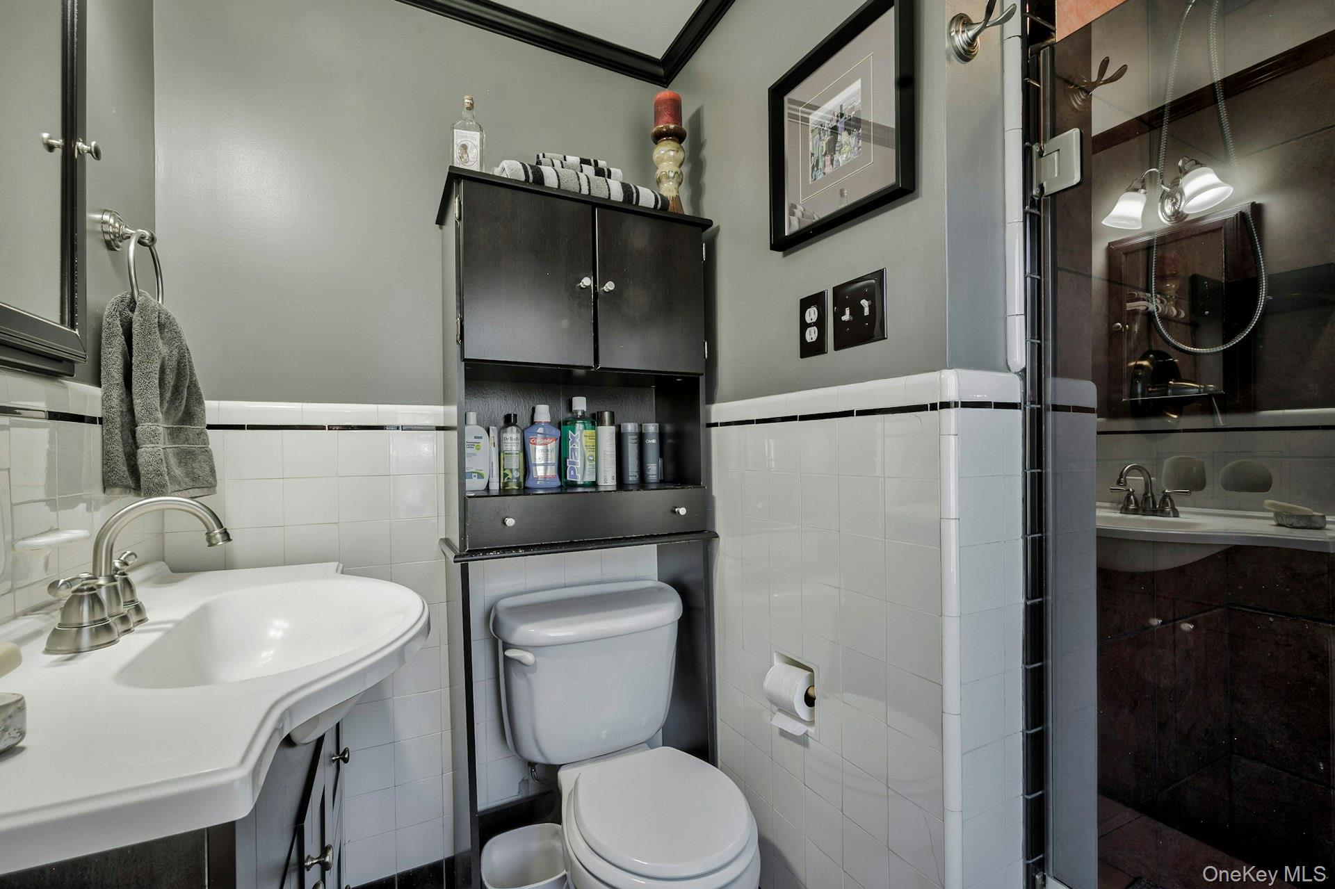 126 Cove Road, Oyster Bay Cove, NY 11771