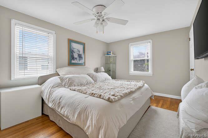 453 Andrews Road, Mineola, NY 11501