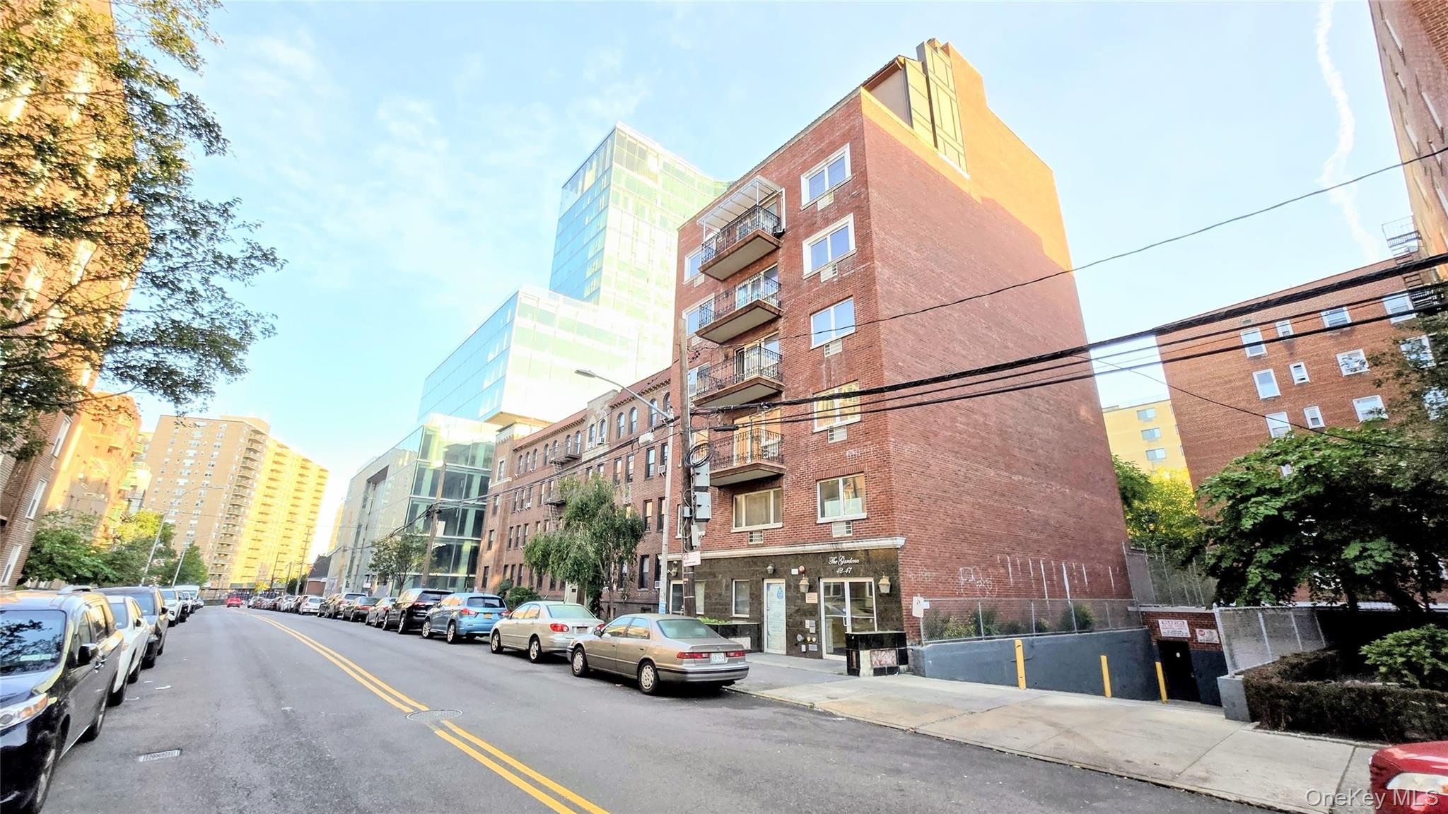 42-47 Union Street # APT 2A, Flushing, NY 11355