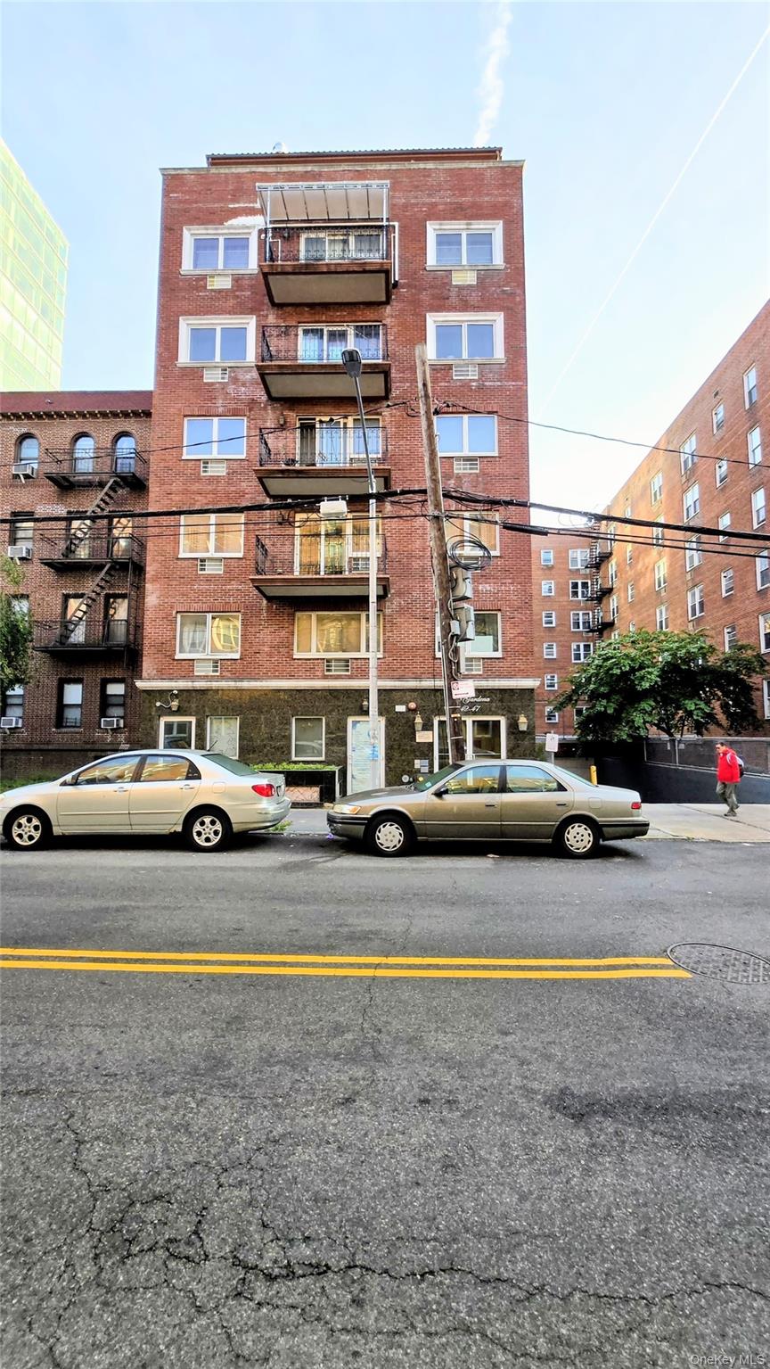 42-47 Union Street # APT 2A, Flushing, NY 11355