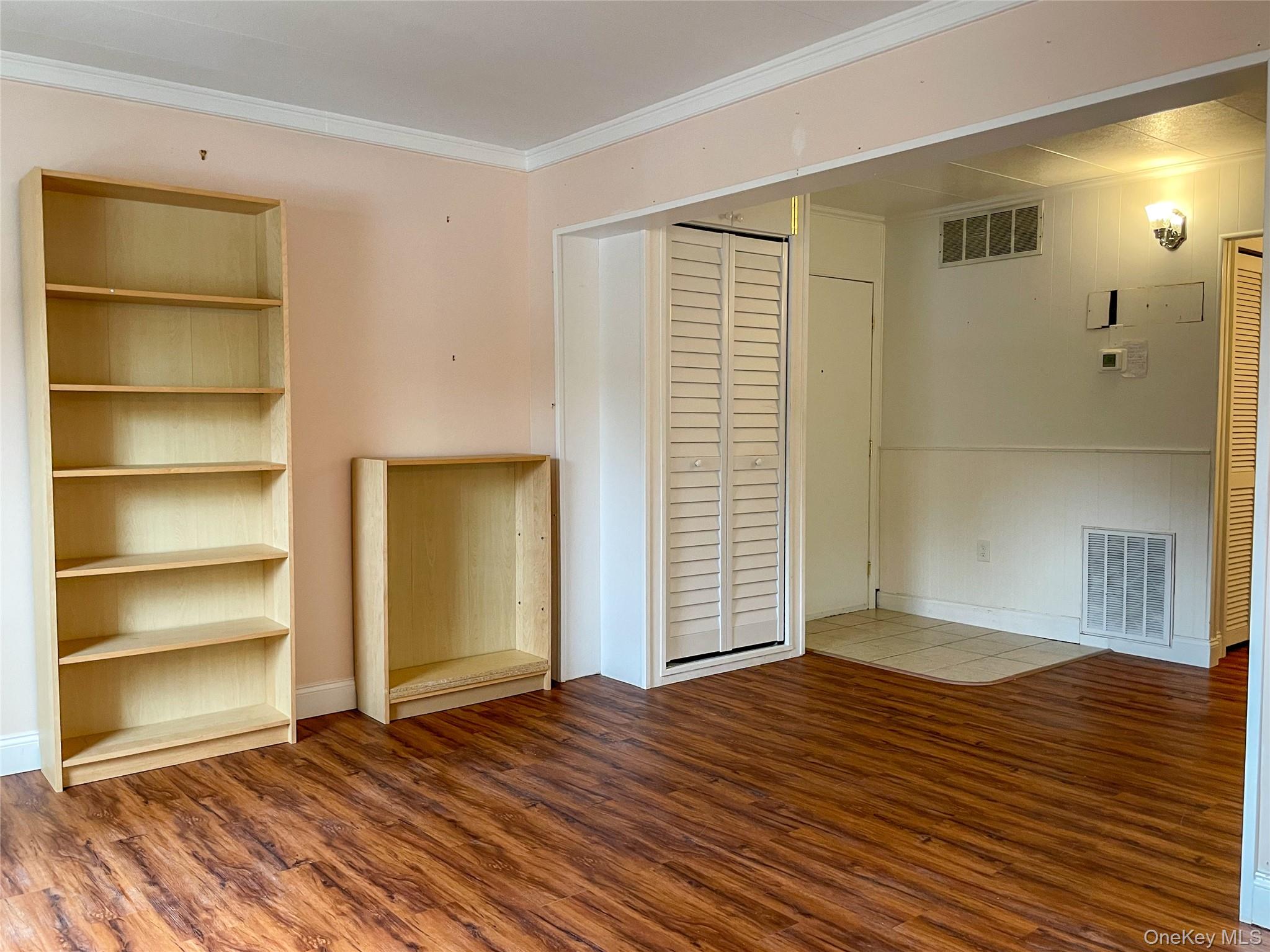 164 Rinaldi Boulevard # B, Poughkeepsie, NY 12601