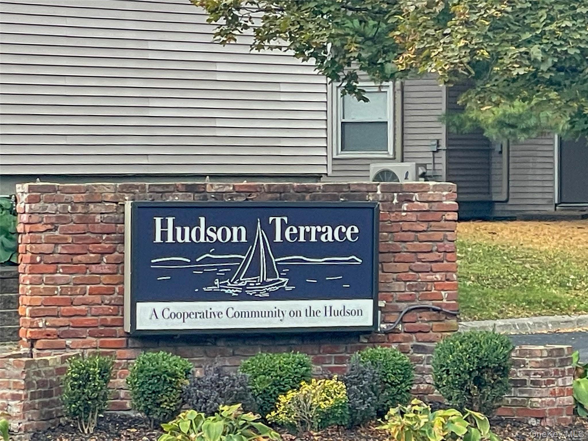 164 Rinaldi Boulevard # B, Poughkeepsie, NY 12601