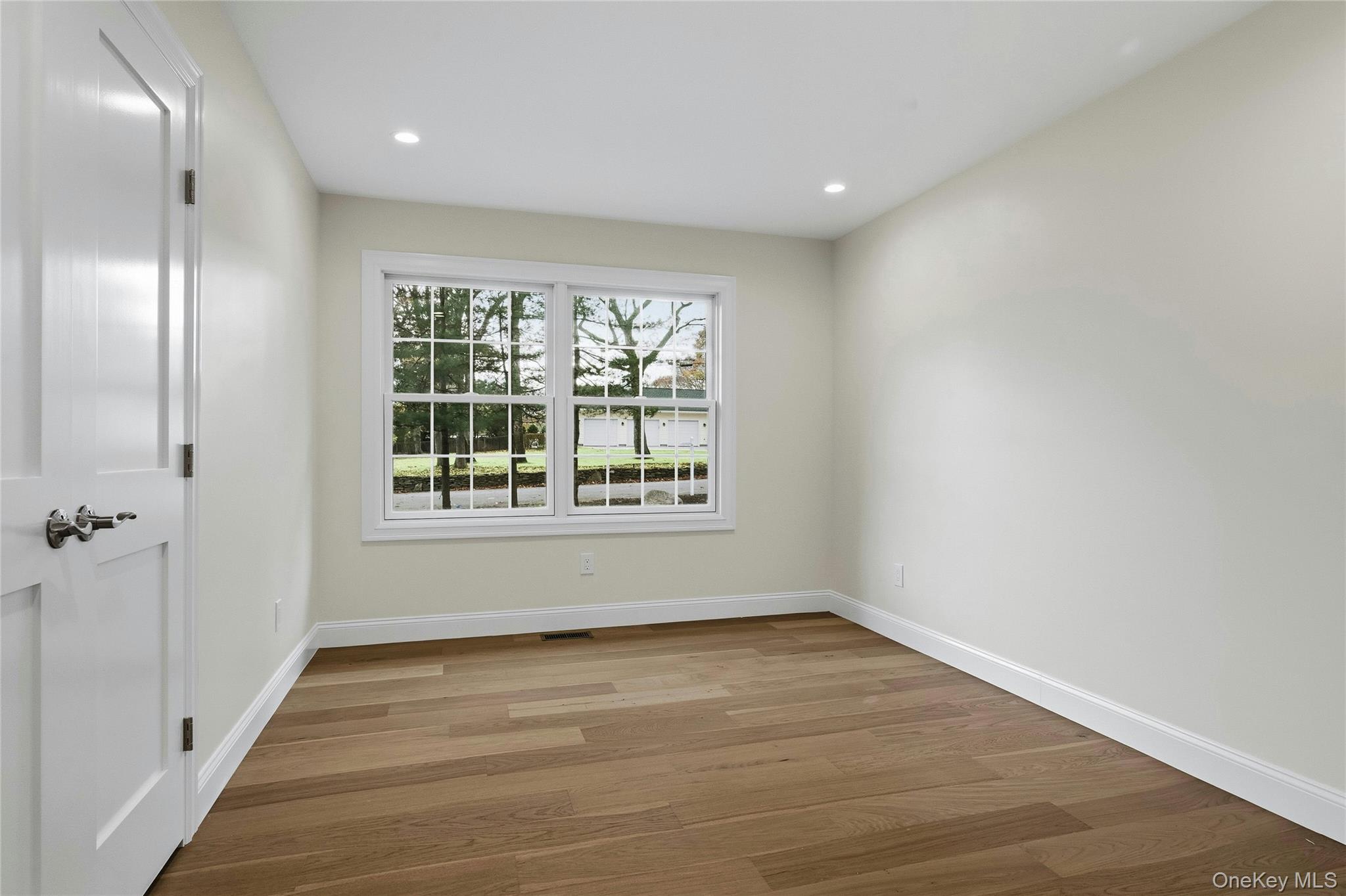 3 Atlanta Drive, Huntington, NY 11743