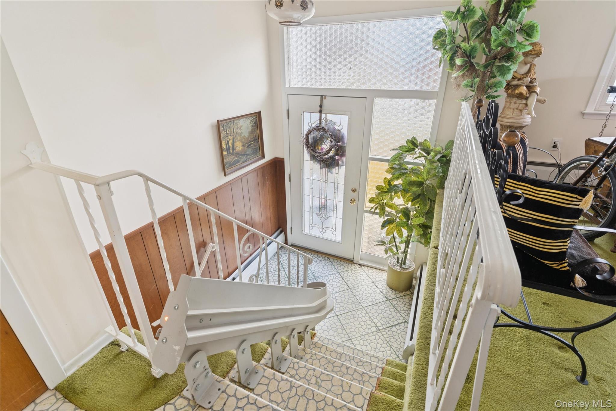 60 Catherine Street, Valley Stream, NY 11581