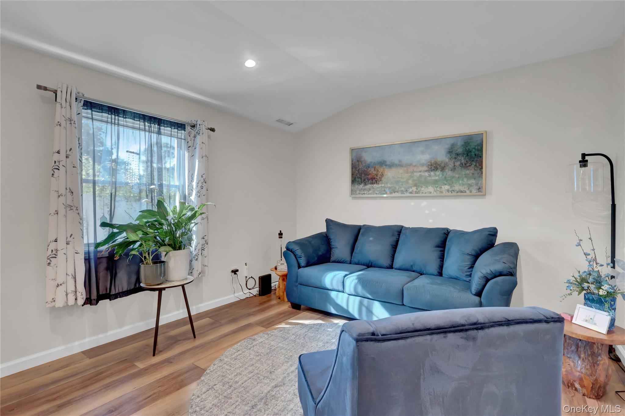 128 S Bicycle Path, Selden, NY 11784