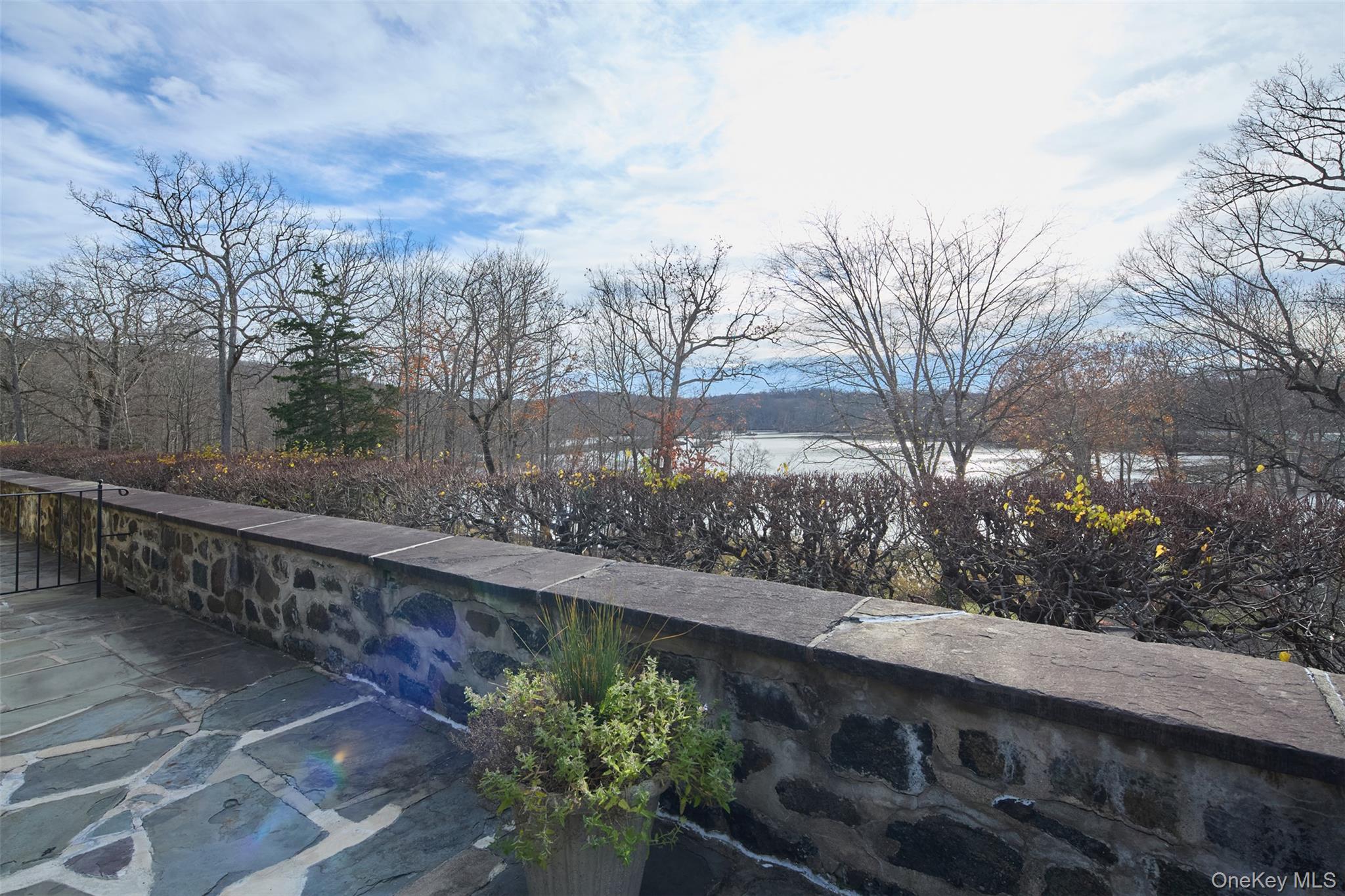 341 Furnace Dock Road # 35, Cortlandt Manor, NY 10567