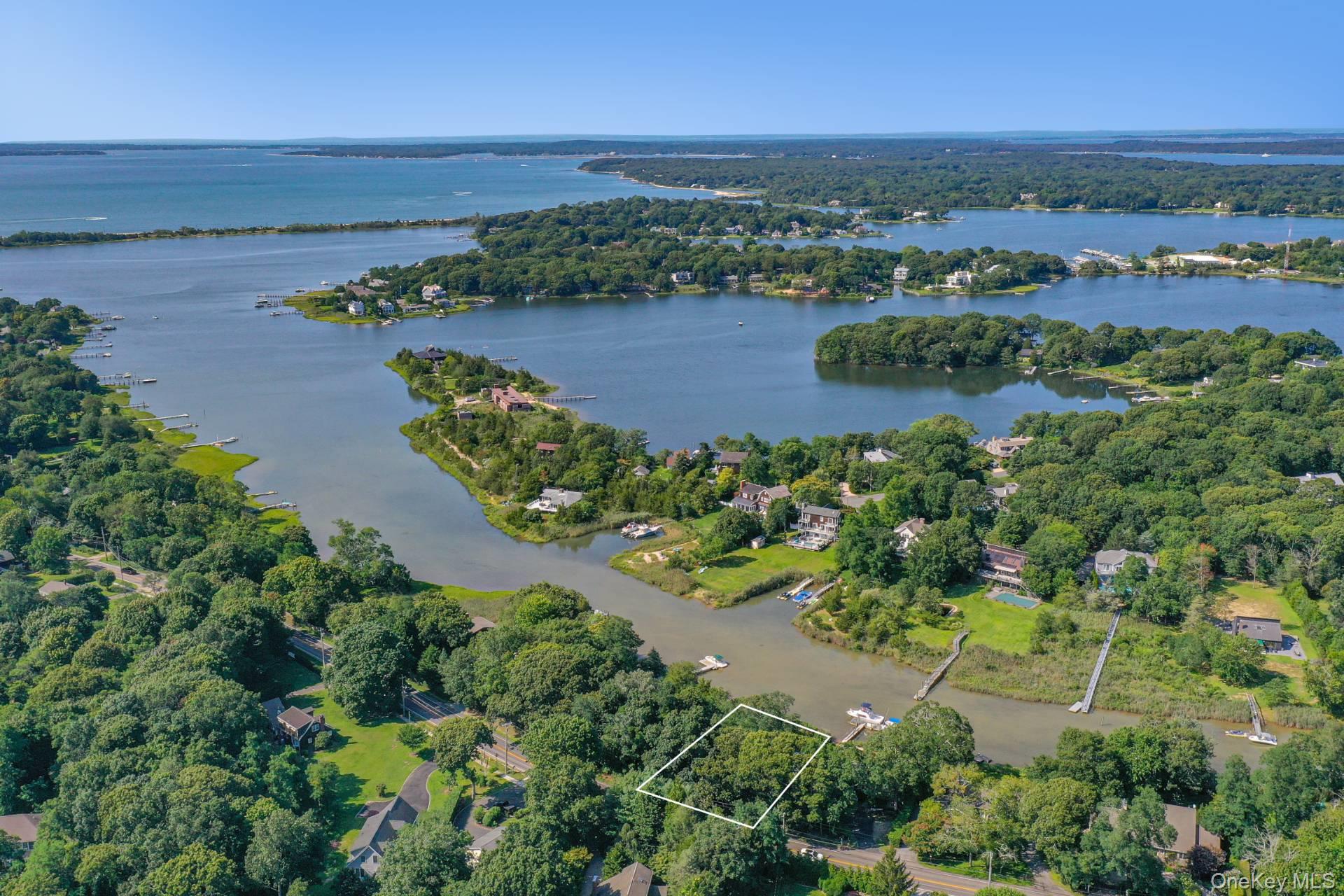 4529 Noyac Road, Sag Harbor, NY 11963