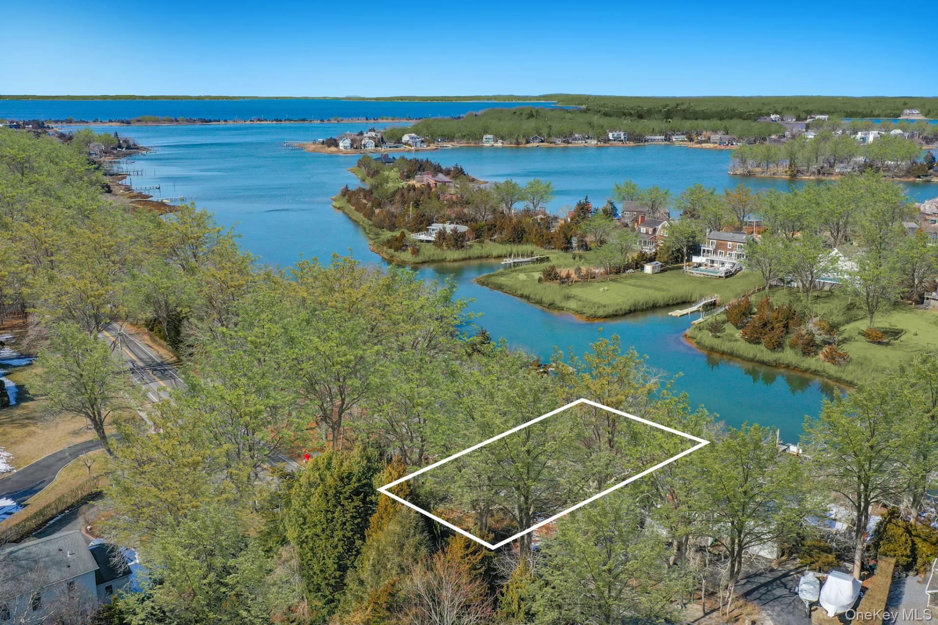 4529 Noyac Road, Sag Harbor, NY 11963