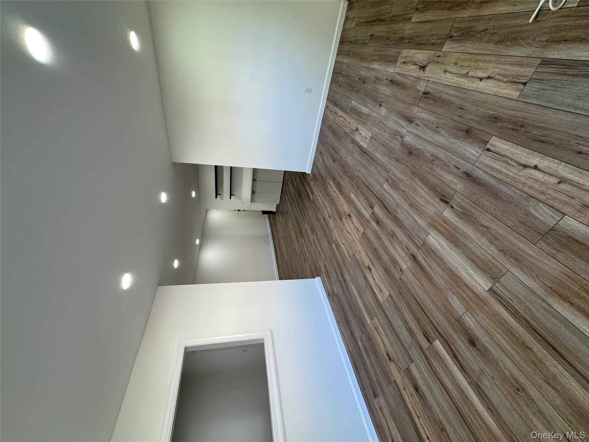 2449I union Avenue # 34A, Islip, NY 11751