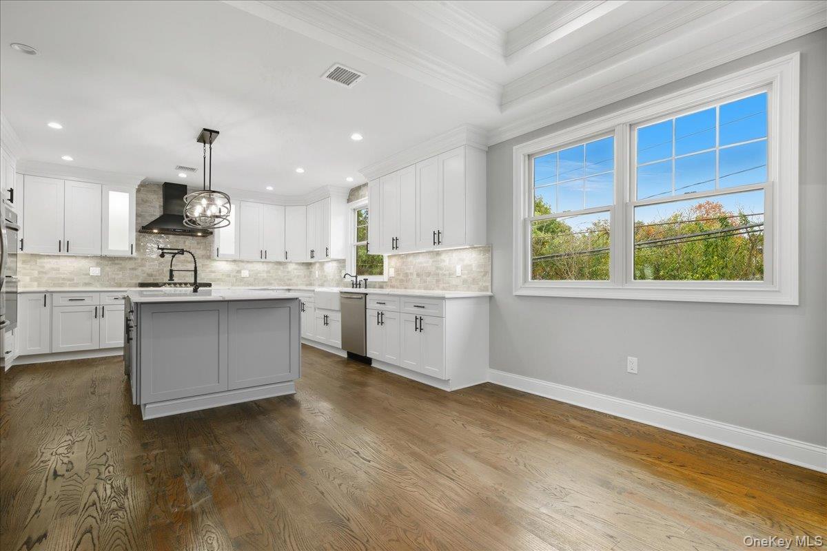 1744 Princeton Drive W, Wantagh, NY 11793