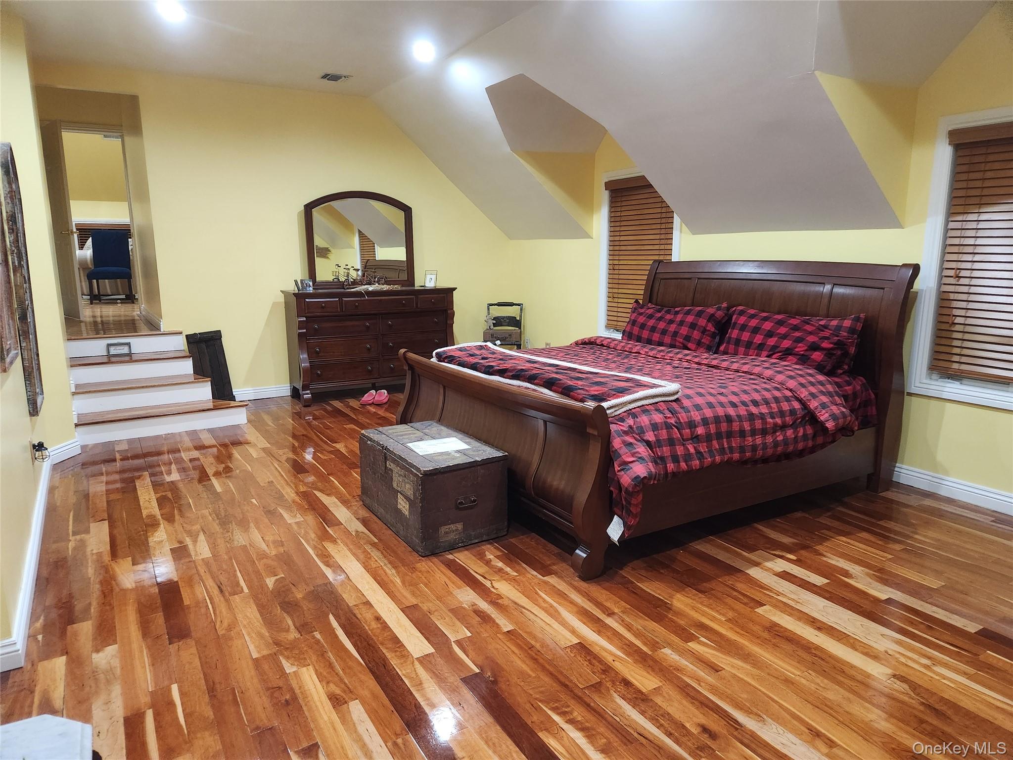 280 Bayview Avenue, East Patchogue, NY 11772