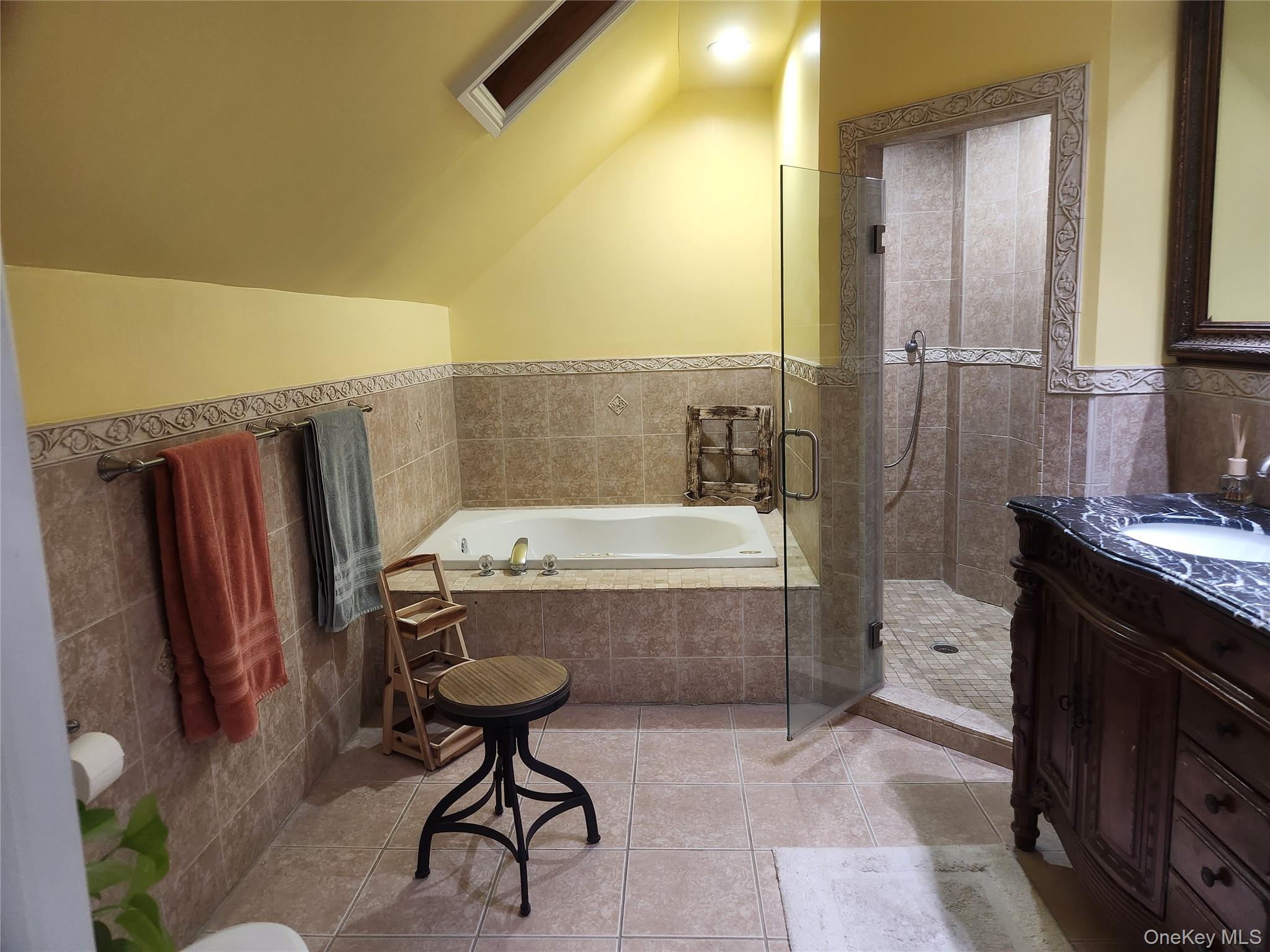 280 Bayview Avenue, East Patchogue, NY 11772