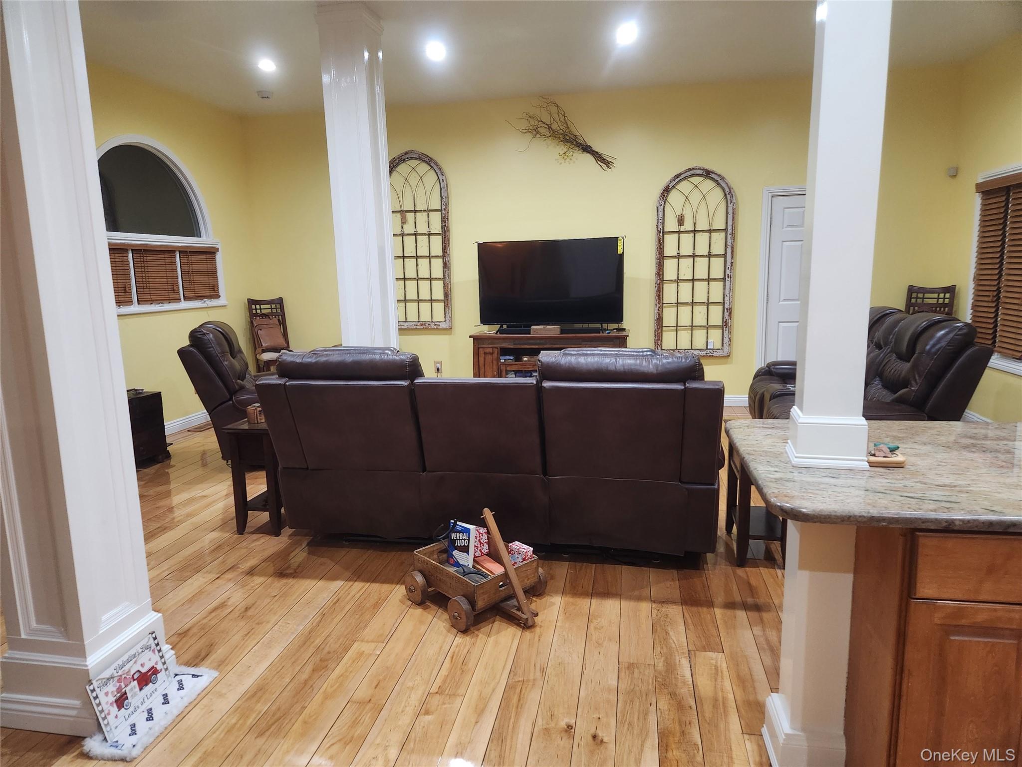 280 Bayview Avenue, East Patchogue, NY 11772