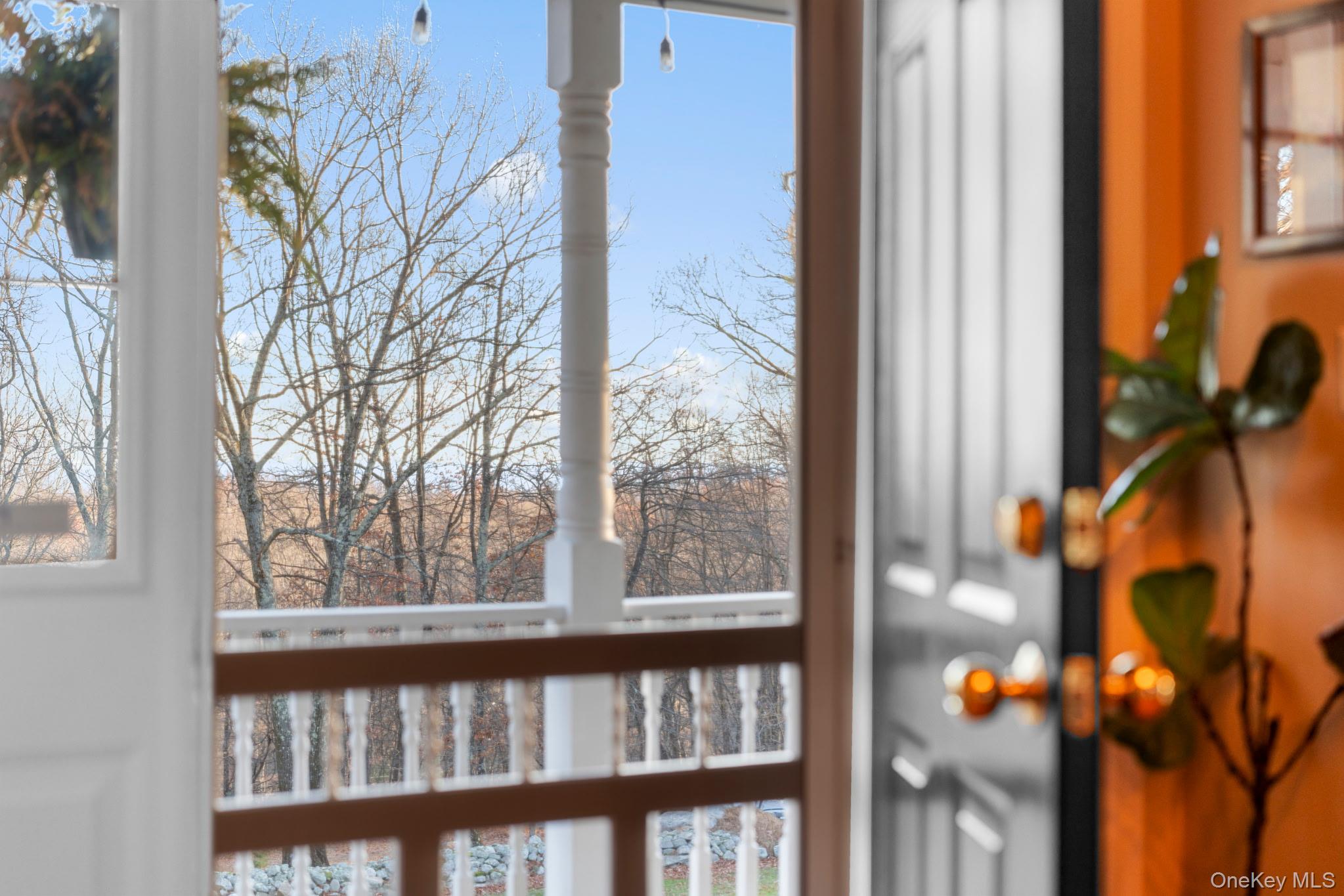 557 Oregon Trail, Walker Valley, NY 12566