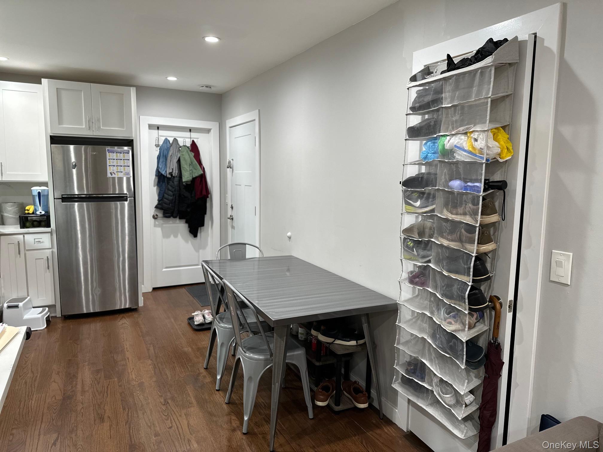 71 Lannon Place # B, Port Washington, NY 11050