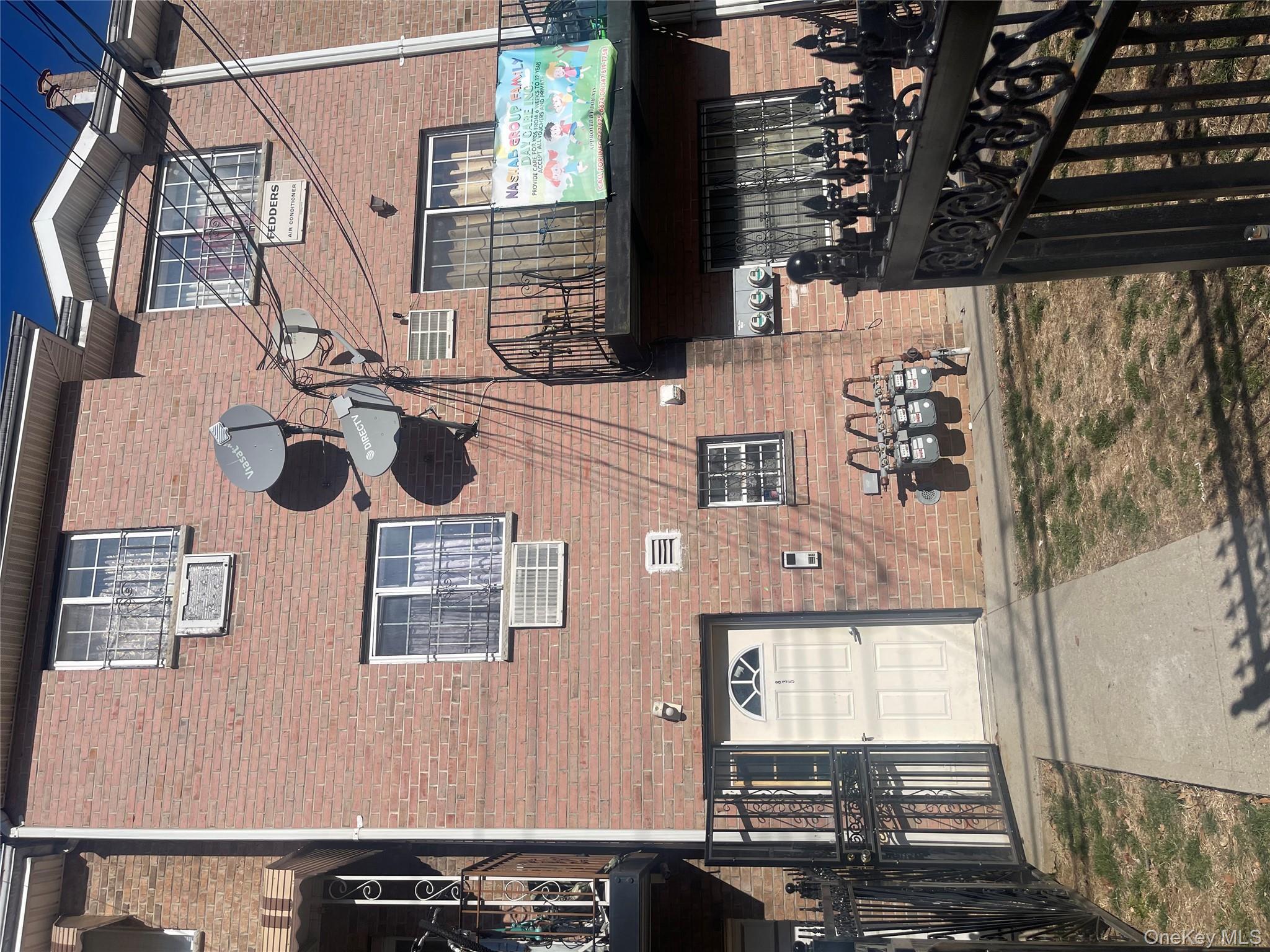 835 E 221st Street, Bronx, NY 10467