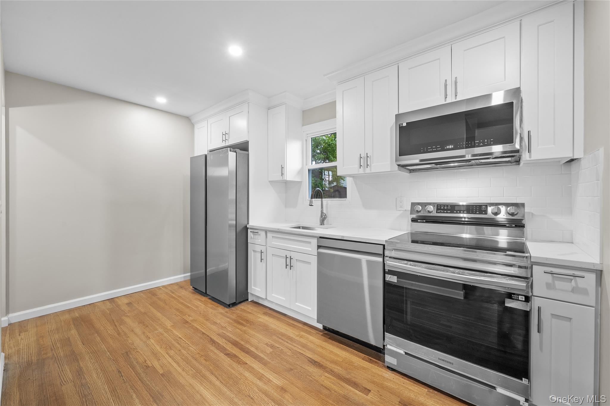 78 Phelps Lane, North Babylon, NY 11703