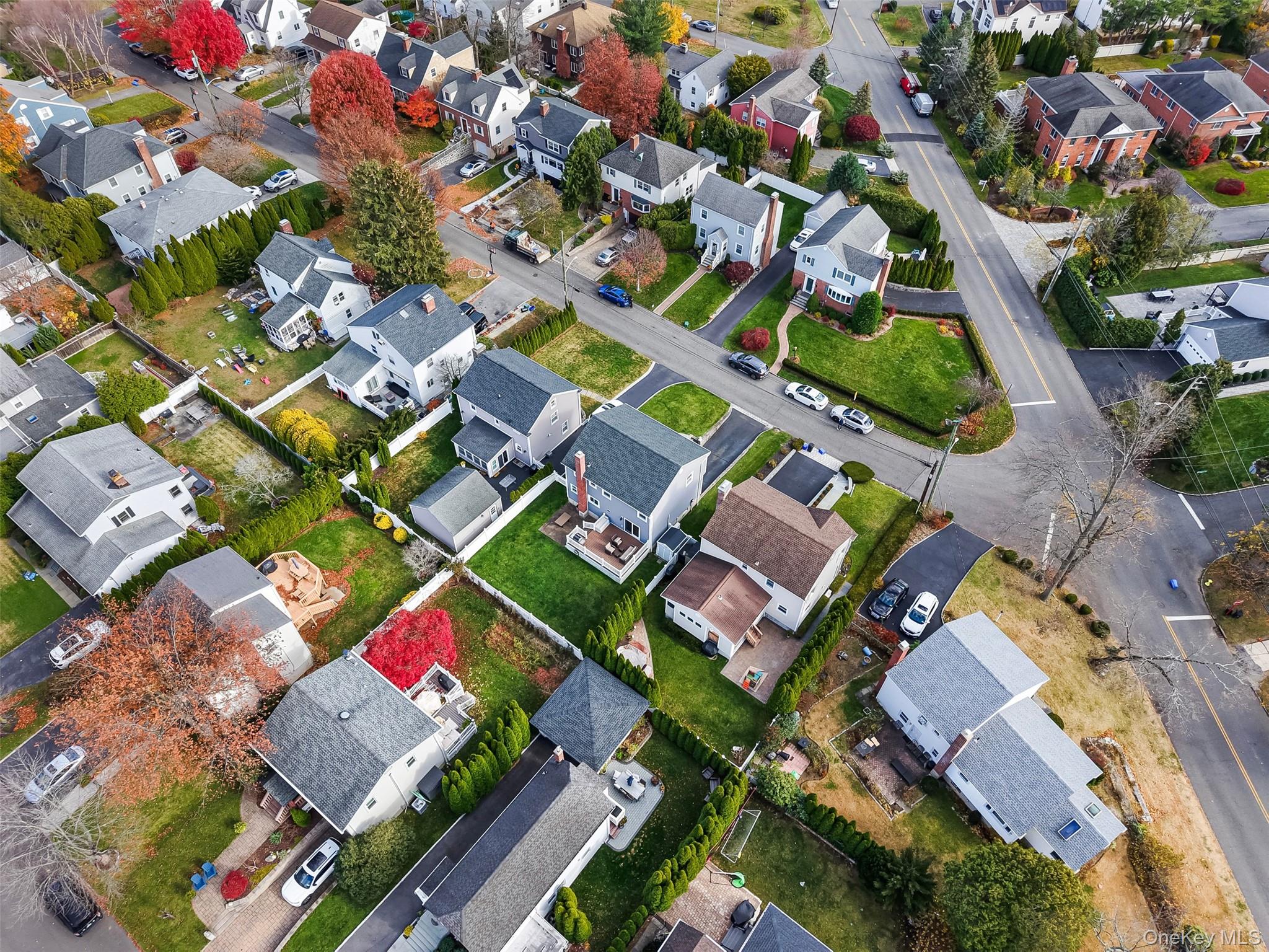 33 Johnson Road, Scarsdale, NY 10583