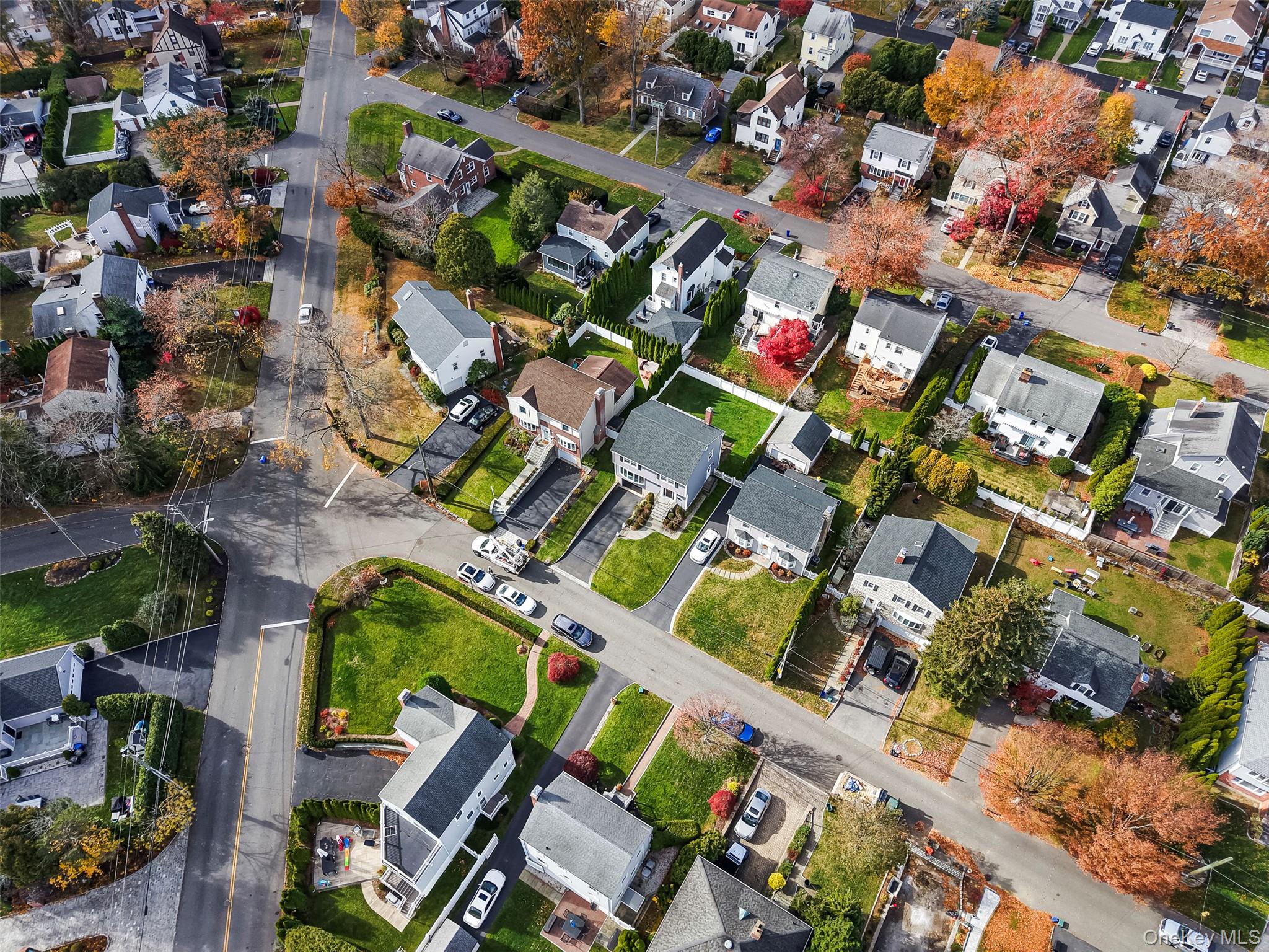 33 Johnson Road, Scarsdale, NY 10583