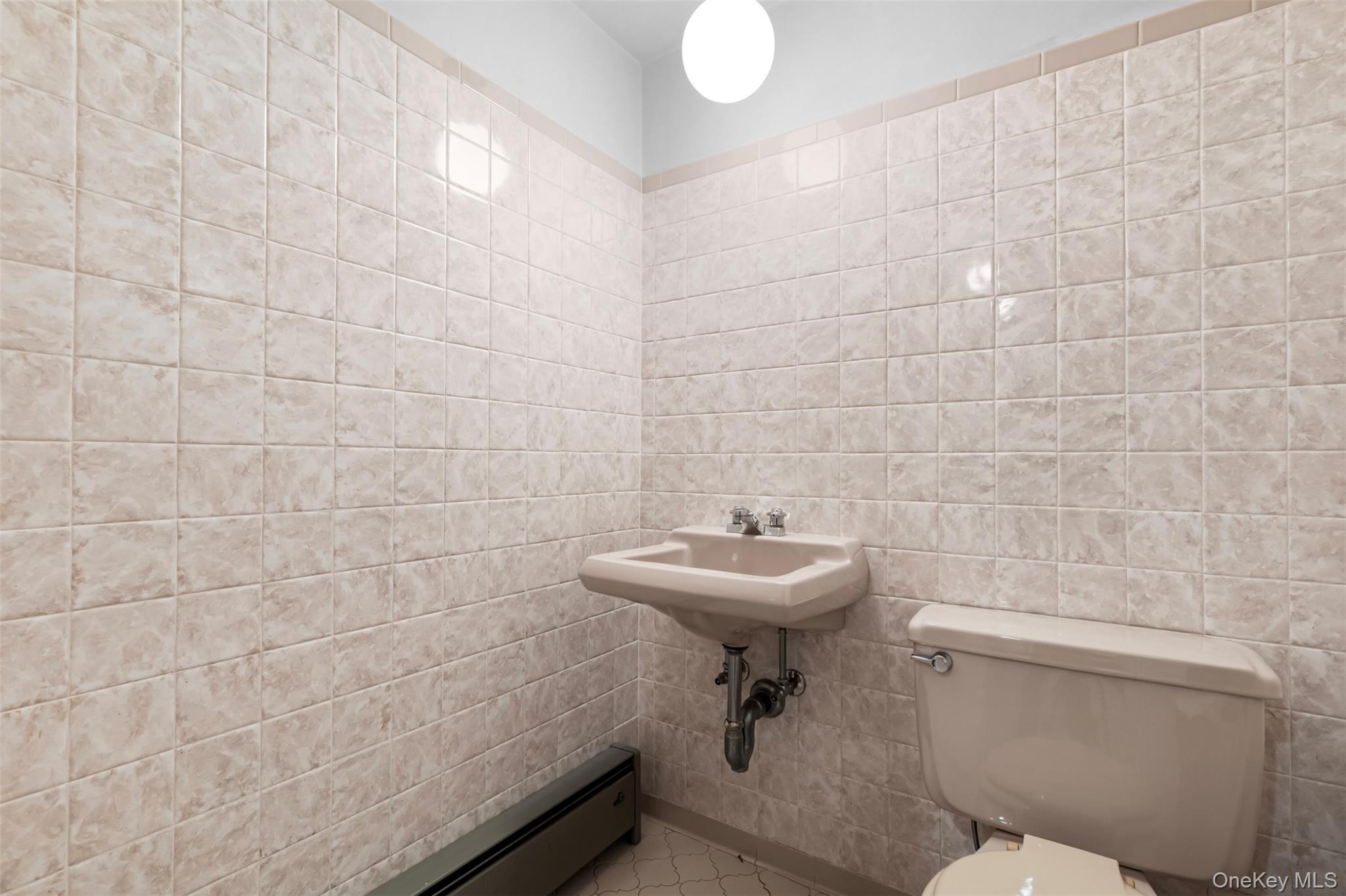 33 Johnson Road, Scarsdale, NY 10583