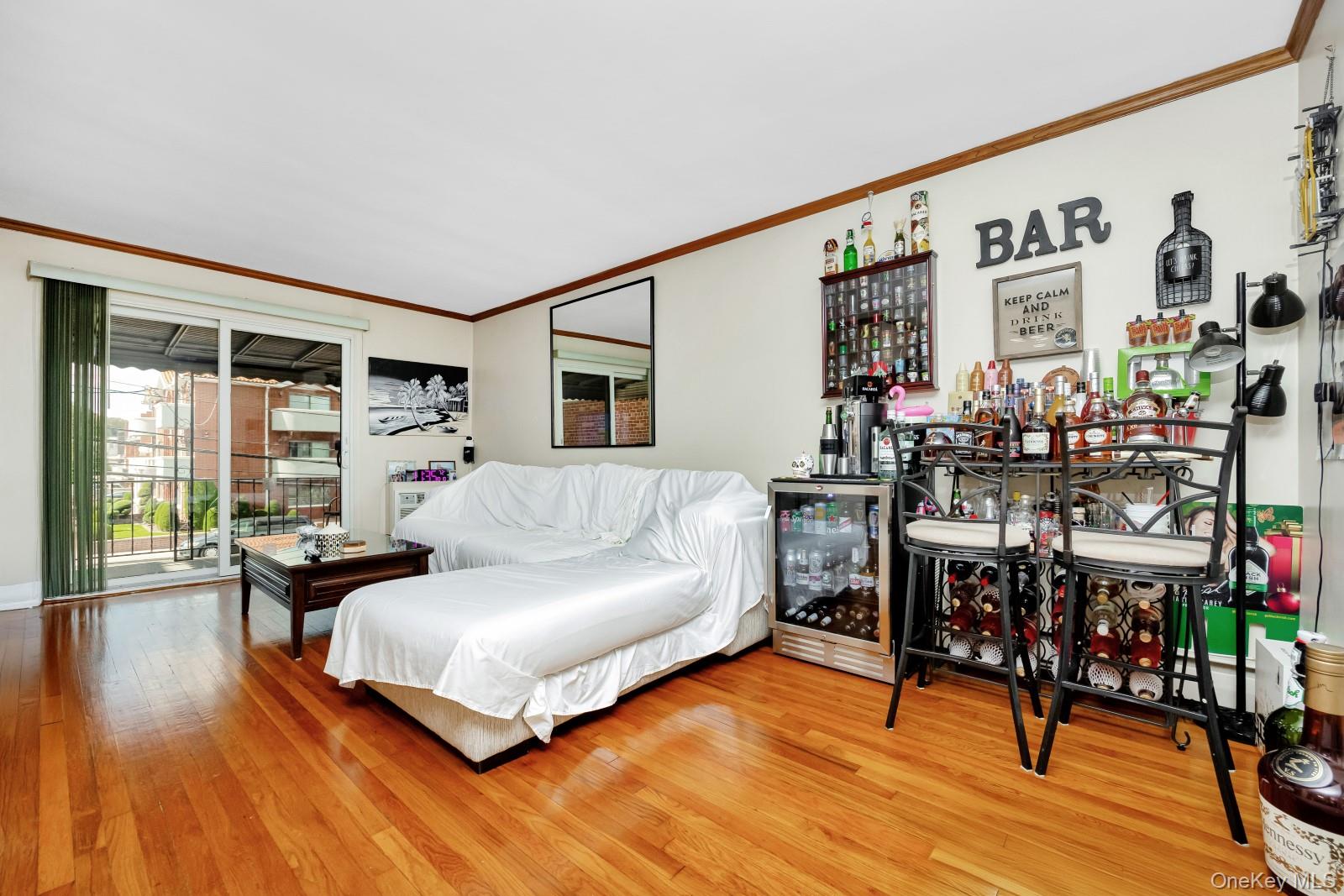 62-45 69th Place, Middle Village, NY 11379