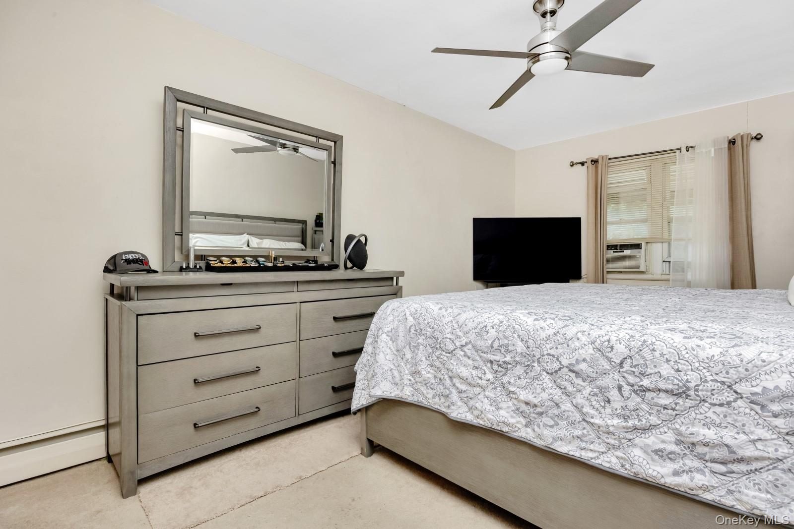 62-45 69th Place, Middle Village, NY 11379