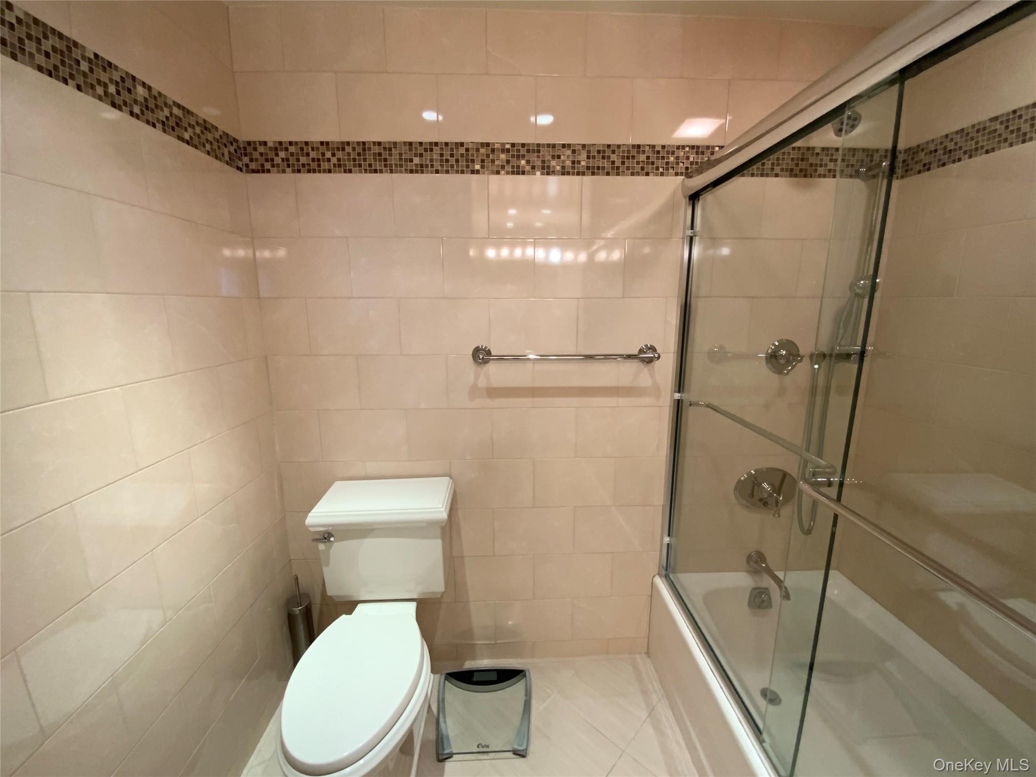 27010 Grand Central Parkway # 12O, Floral Park, NY 11005