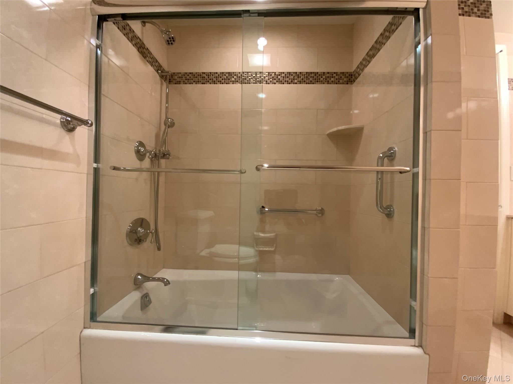 27010 Grand Central Parkway # 12O, Floral Park, NY 11005