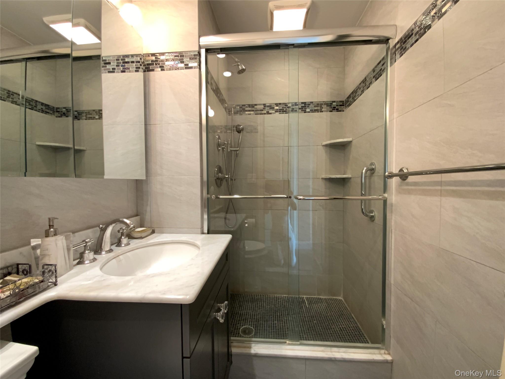 27010 Grand Central Parkway # 12O, Floral Park, NY 11005