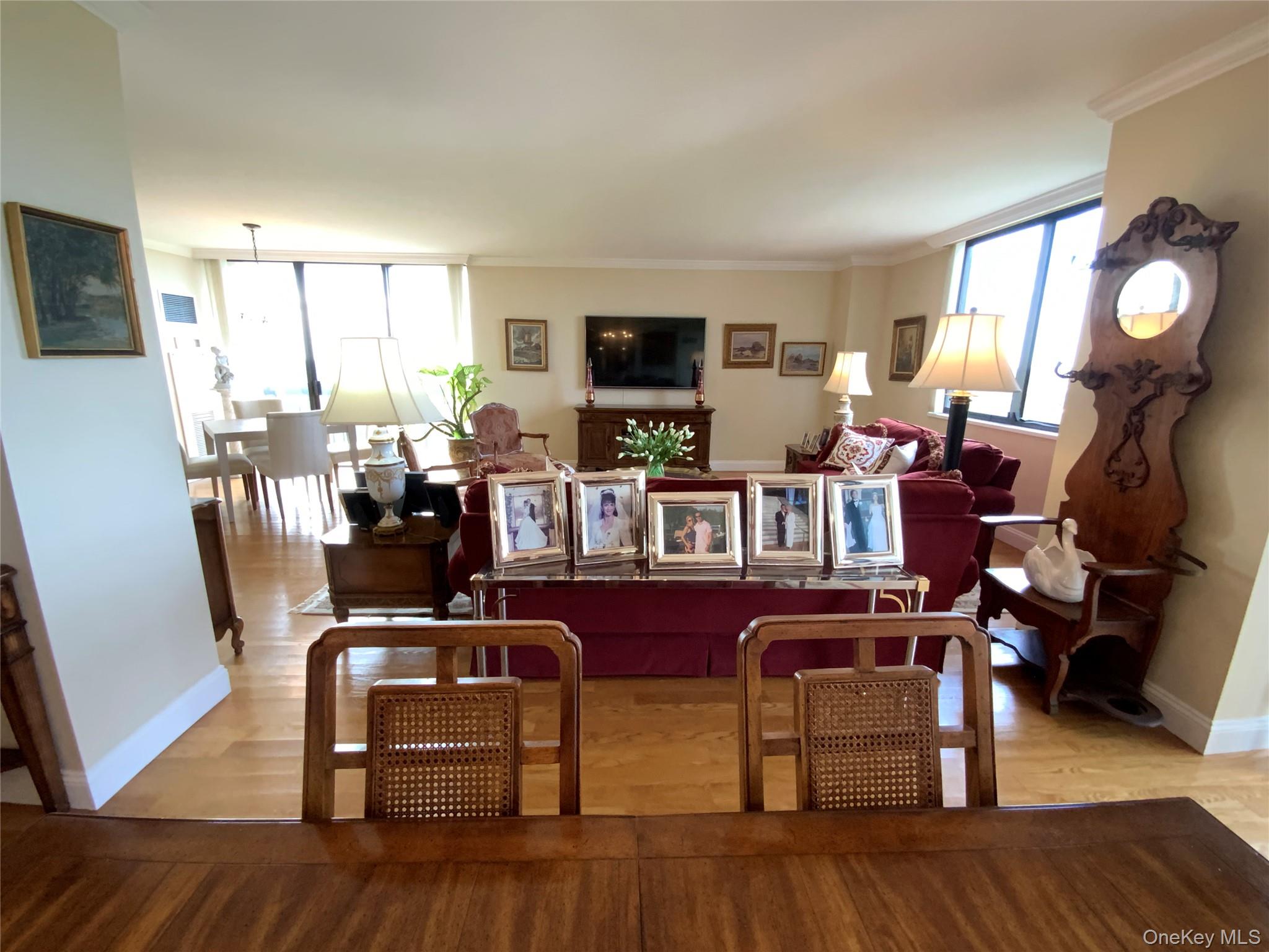 27010 Grand Central Parkway # 12O, Floral Park, NY 11005