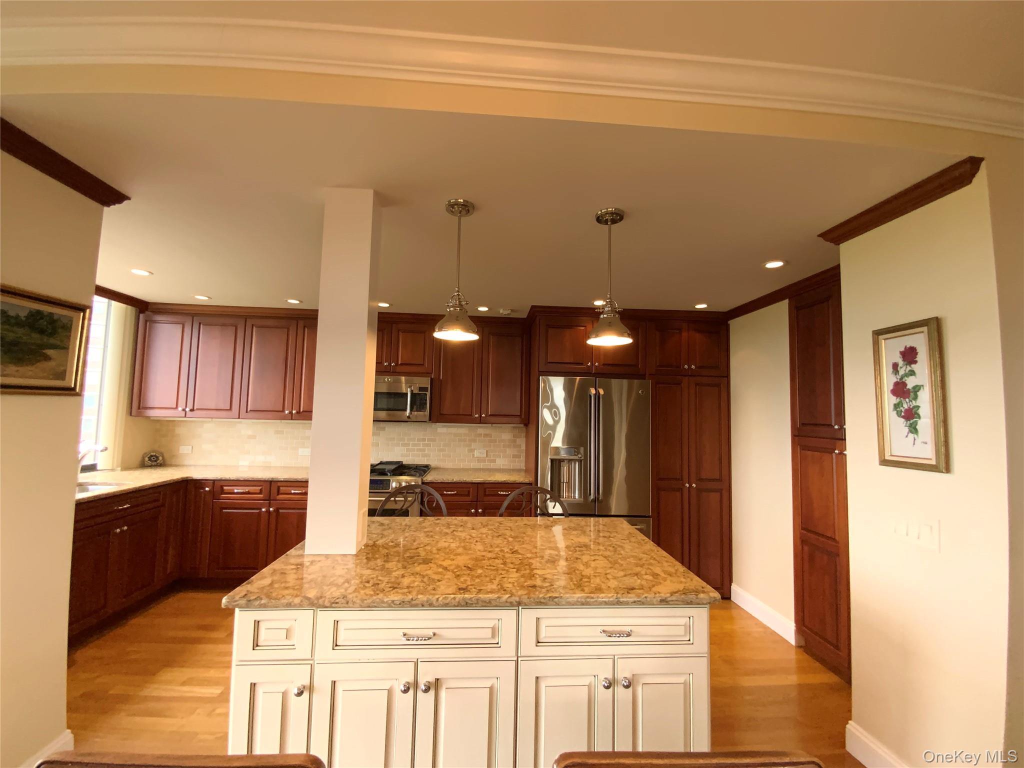 27010 Grand Central Parkway # 12O, Floral Park, NY 11005