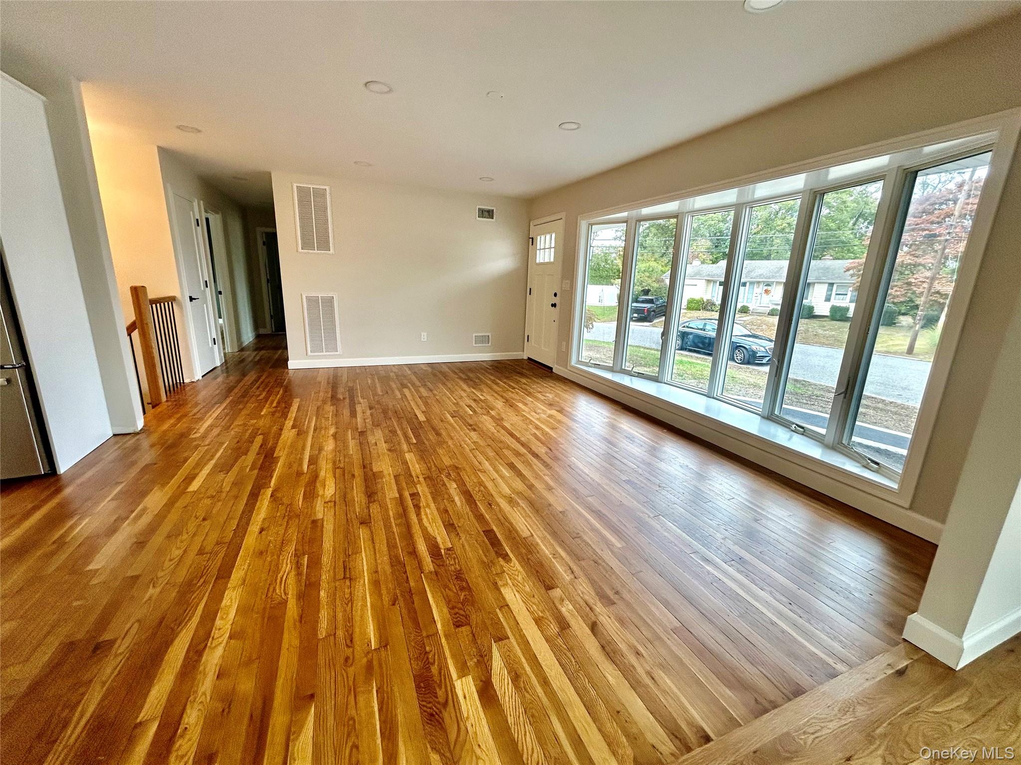 91 Udalia Court, West Islip, NY 11795