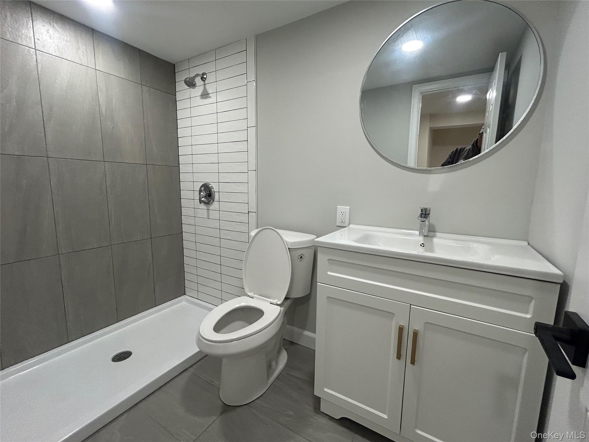 91 Udalia Court, West Islip, NY 11795