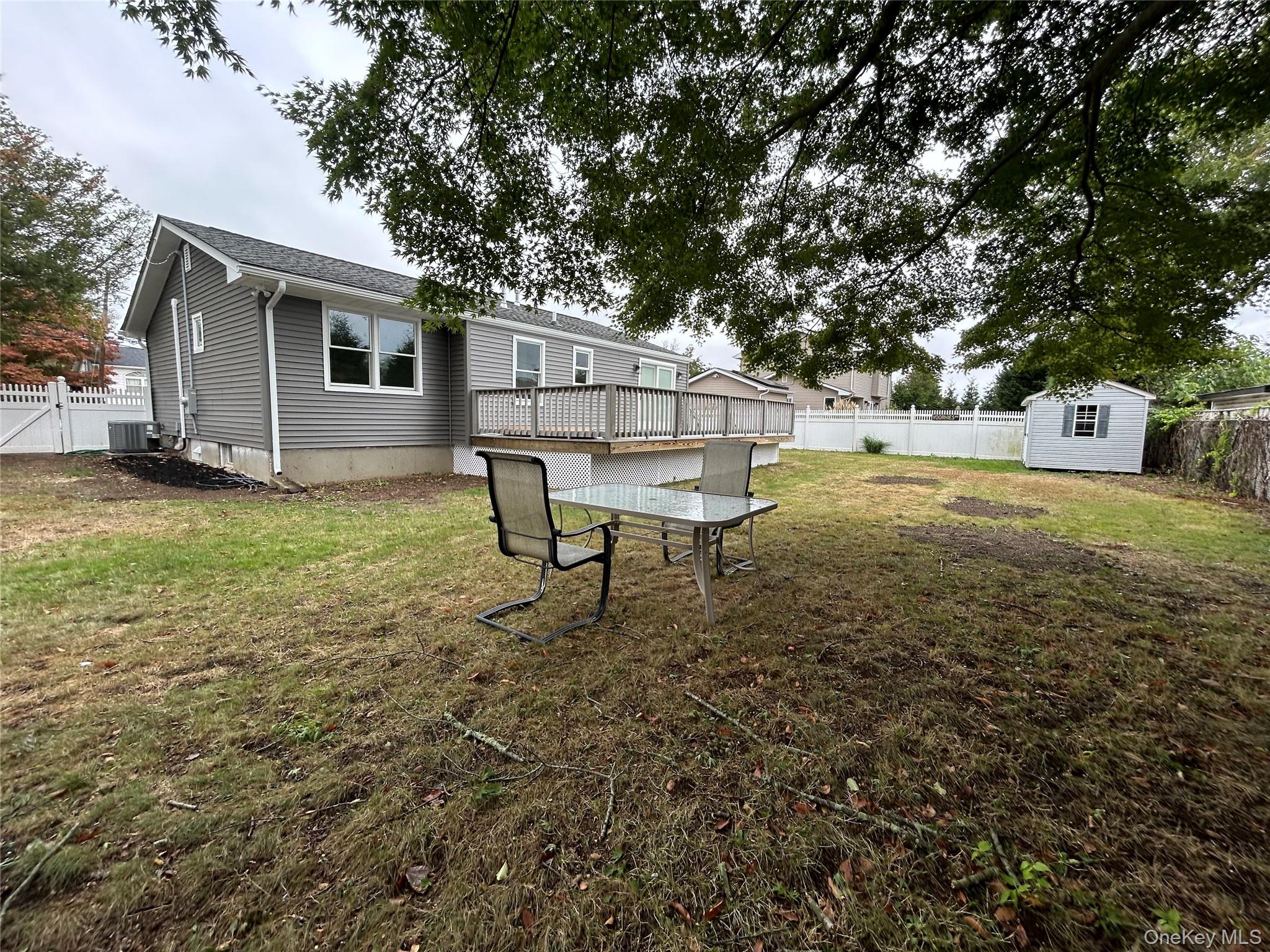 91 Udalia Court, West Islip, NY 11795