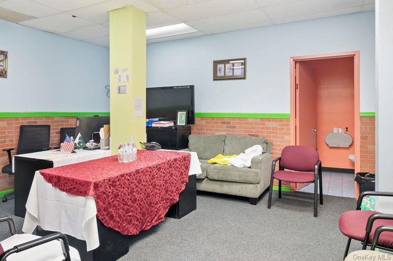 2060 Wallace Avenue, Bronx, NY 10462