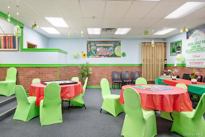 2060 Wallace Avenue, Bronx, NY 10462