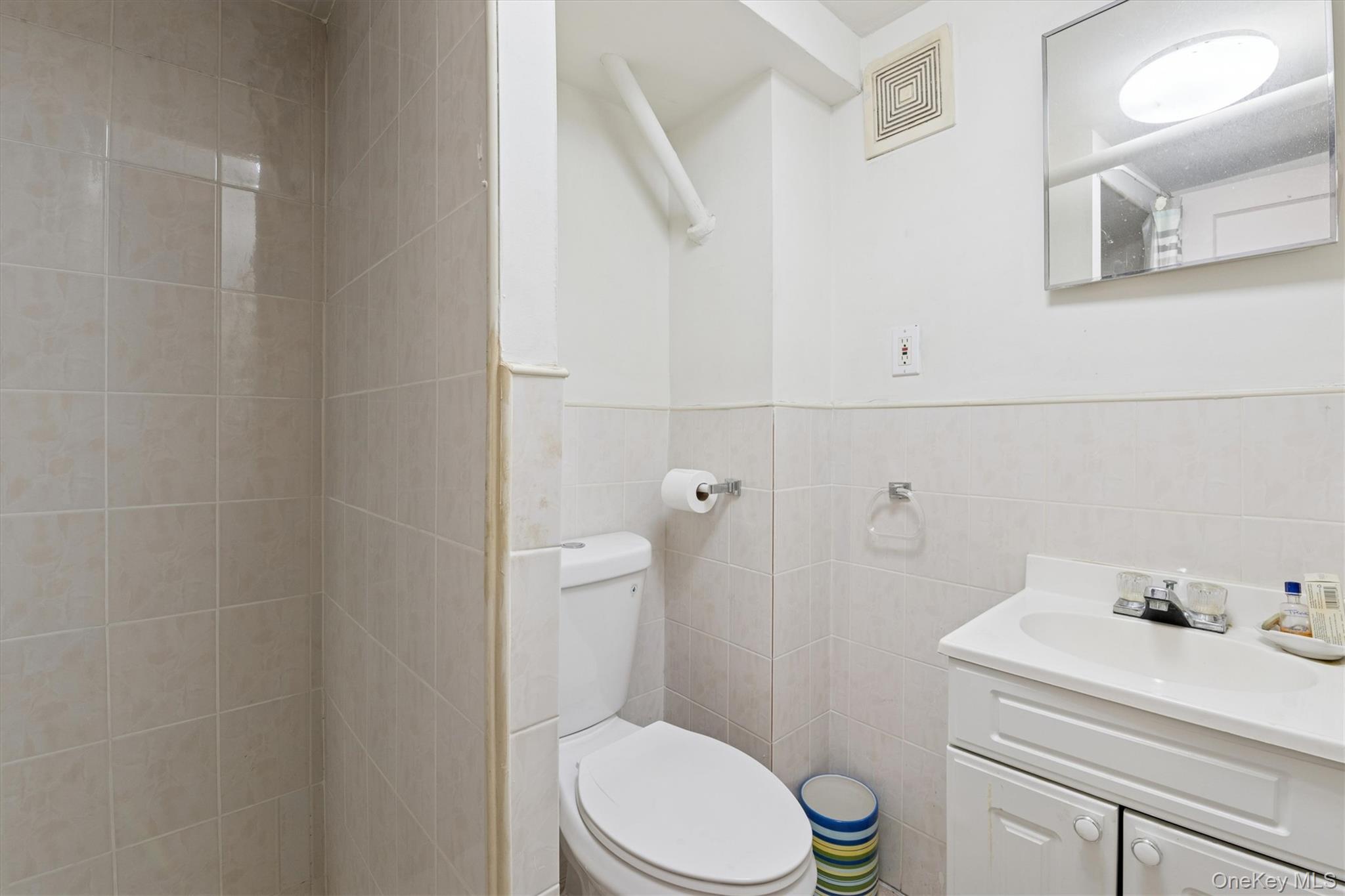 18015 Dalny Road, Jamaica Estates, NY 11432