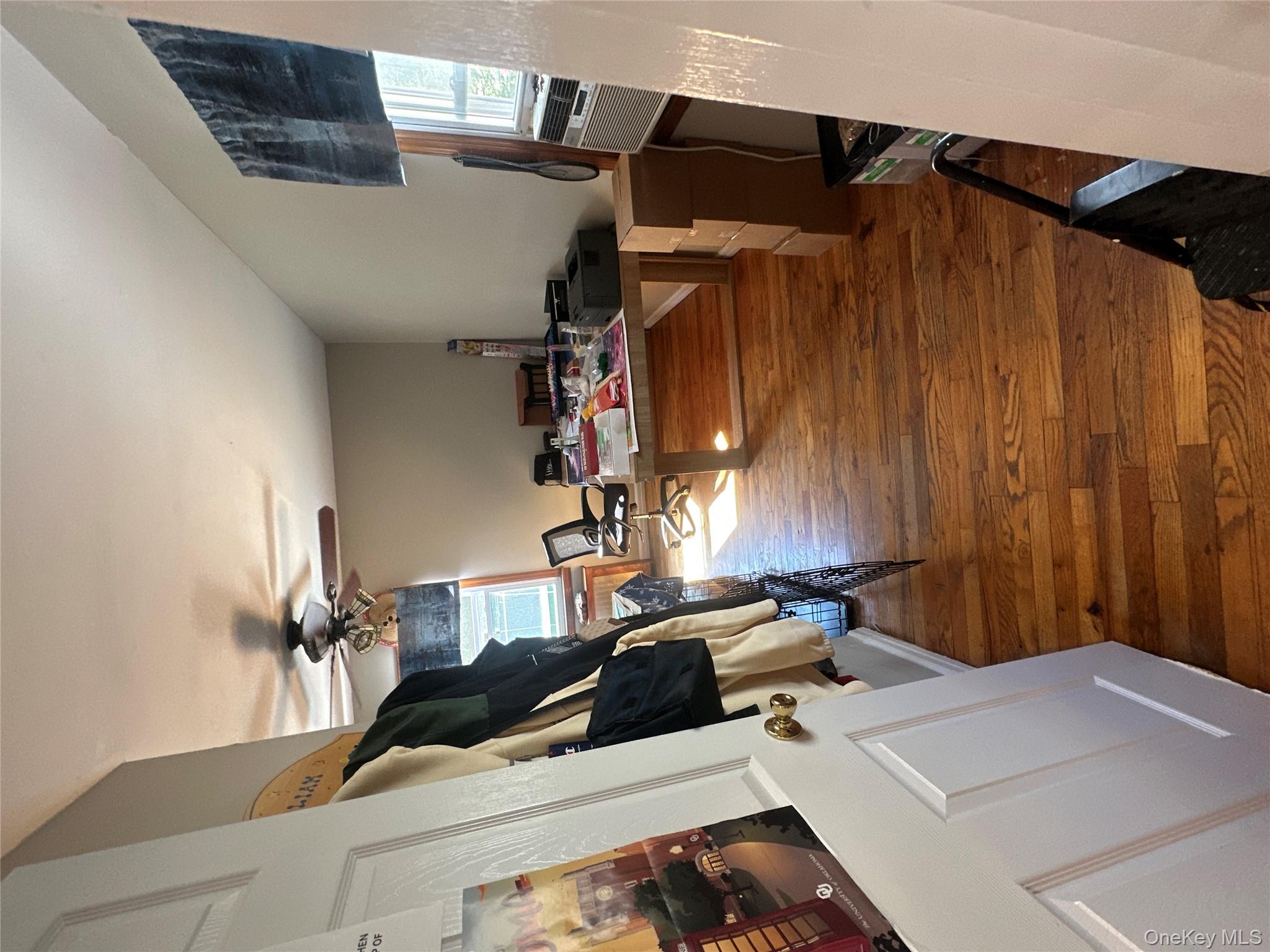 2094 Wantagh Avenue, Wantagh, NY 11793