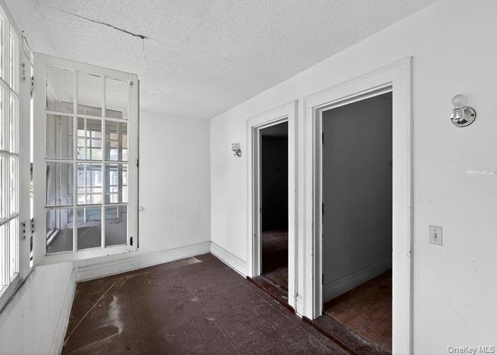 63 RUGBY Avenue, Rochester, NY 14619