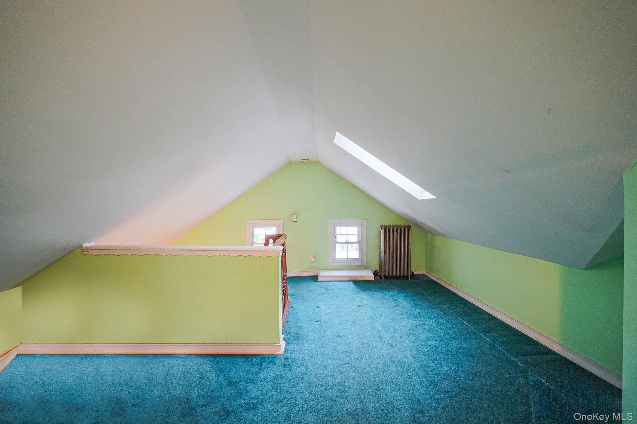 39 Handsome Avenue, Sayville, NY 11782