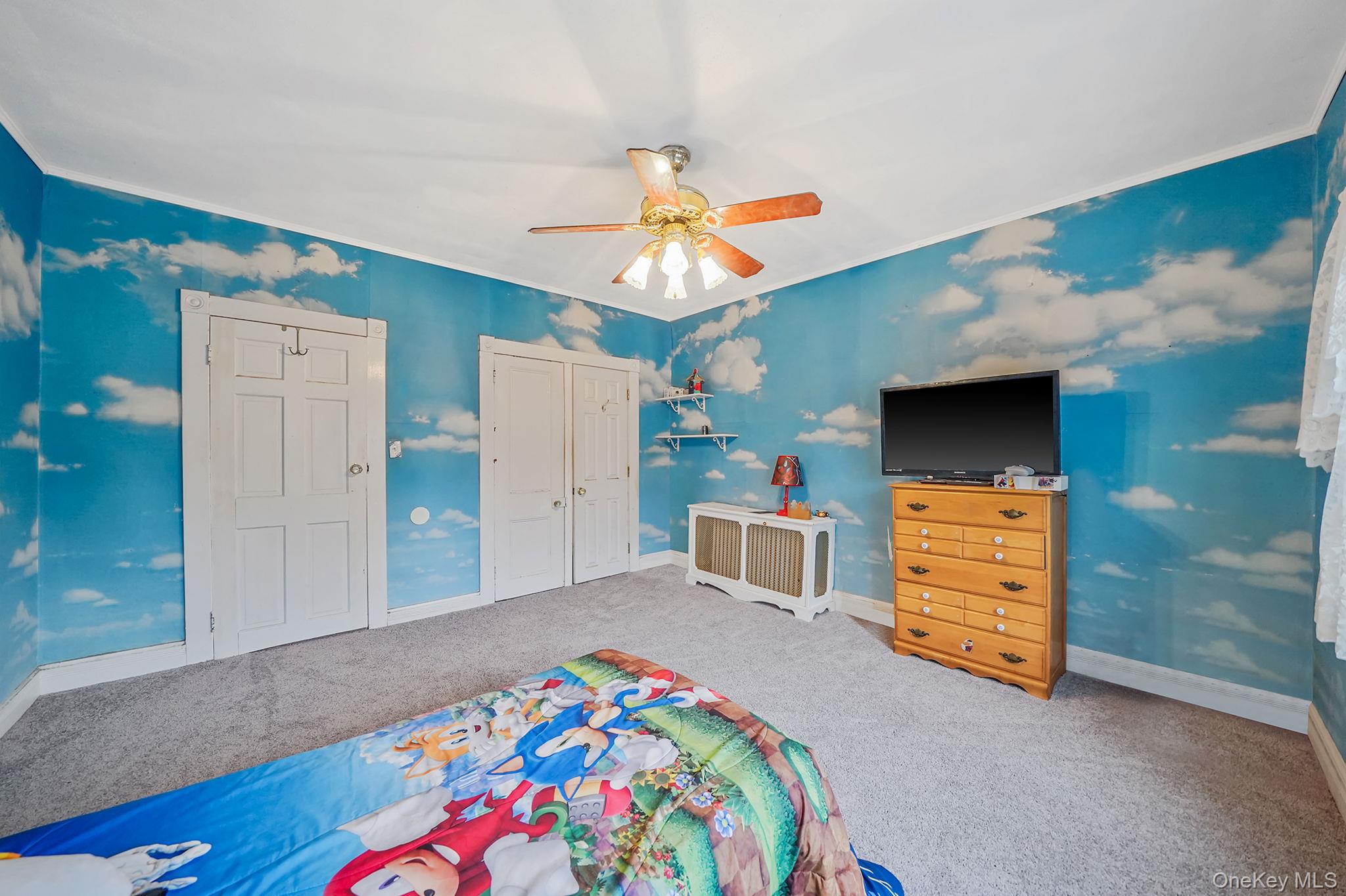 39 Handsome Avenue, Sayville, NY 11782