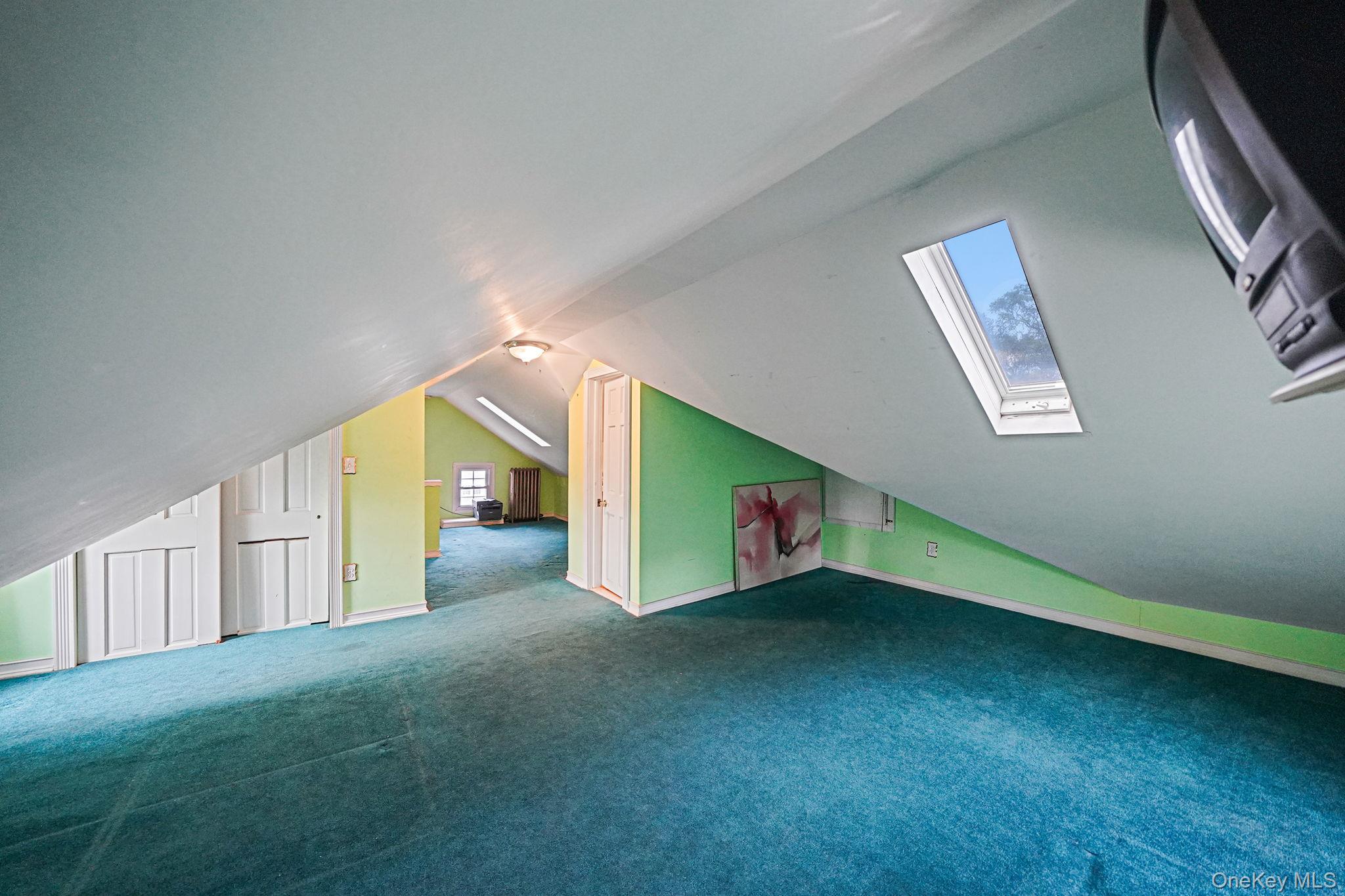 39 Handsome Avenue, Sayville, NY 11782