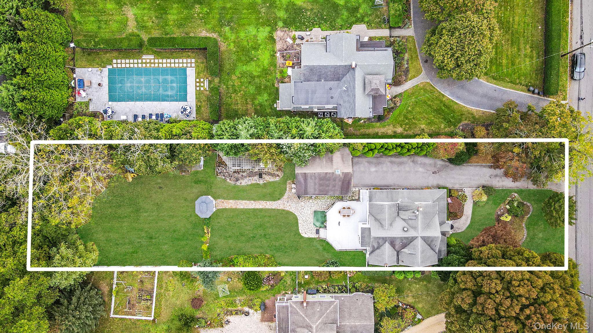 39 Handsome Avenue, Sayville, NY 11782